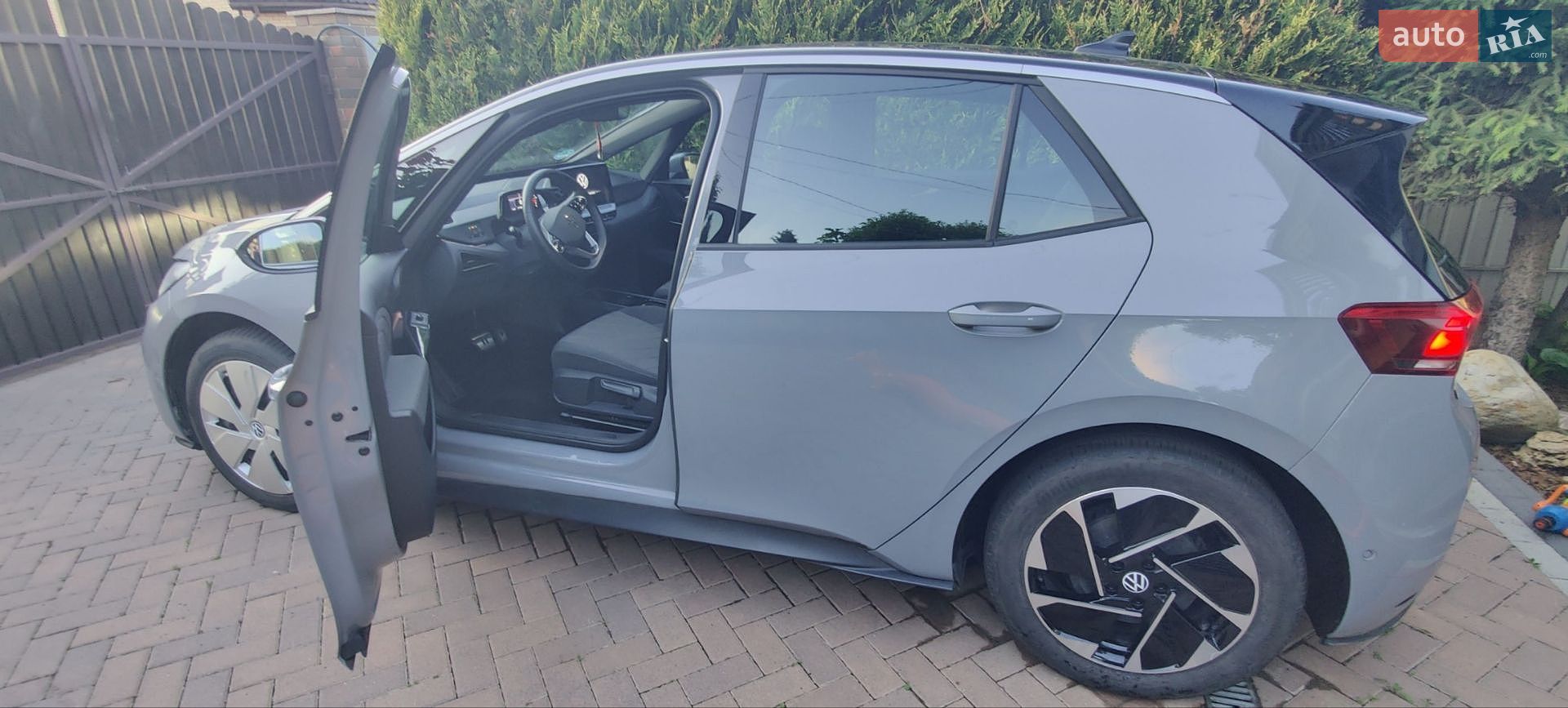 Volkswagen ID.3 2024 VIN WVWZZZE12RP015140 фото оголошення 14 з 24