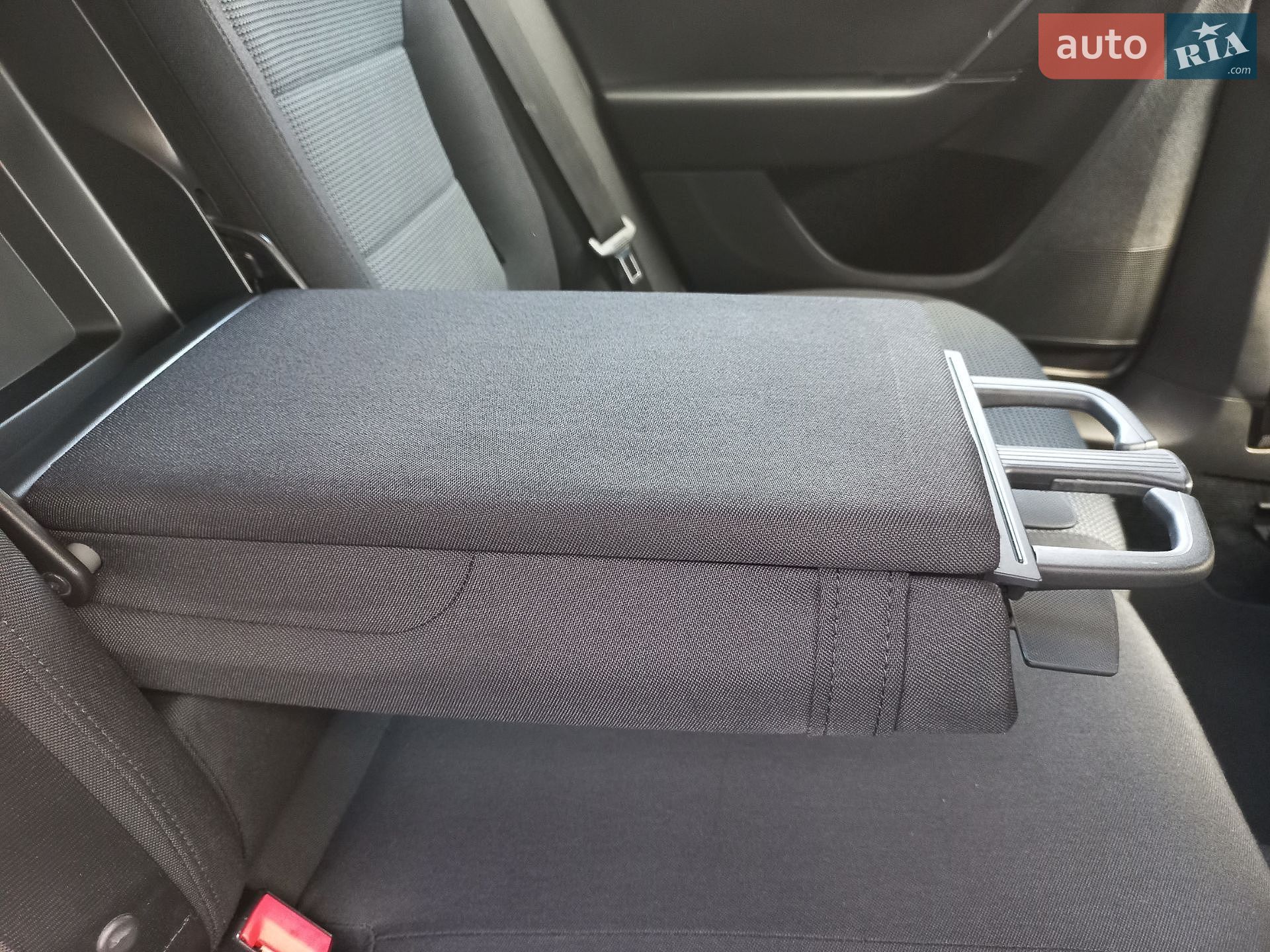 Volkswagen Passat 2012 VIN WVWZZZ3CZCE104904 фото оголошення 29 з 47