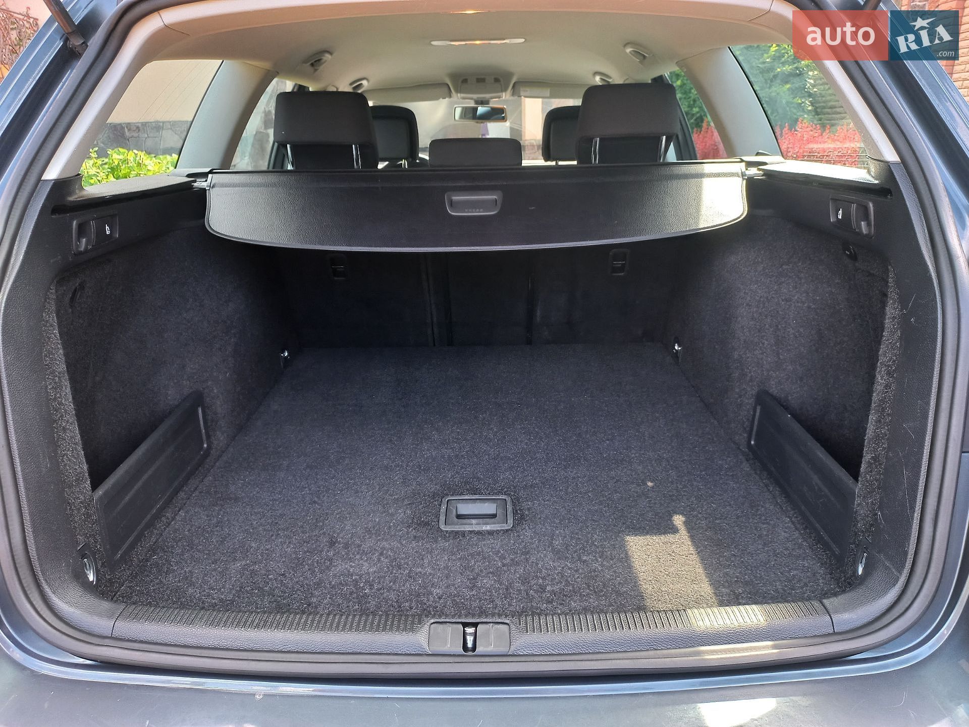 Volkswagen Passat 2012 VIN WVWZZZ3CZCE104904 фото оголошення 40 з 47