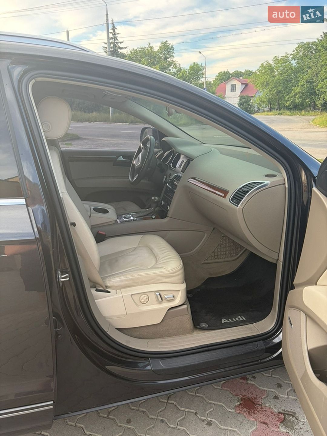 Audi Q7 2015 VIN WA1LMAFE3FD018871 фото оголошення 12 з 18