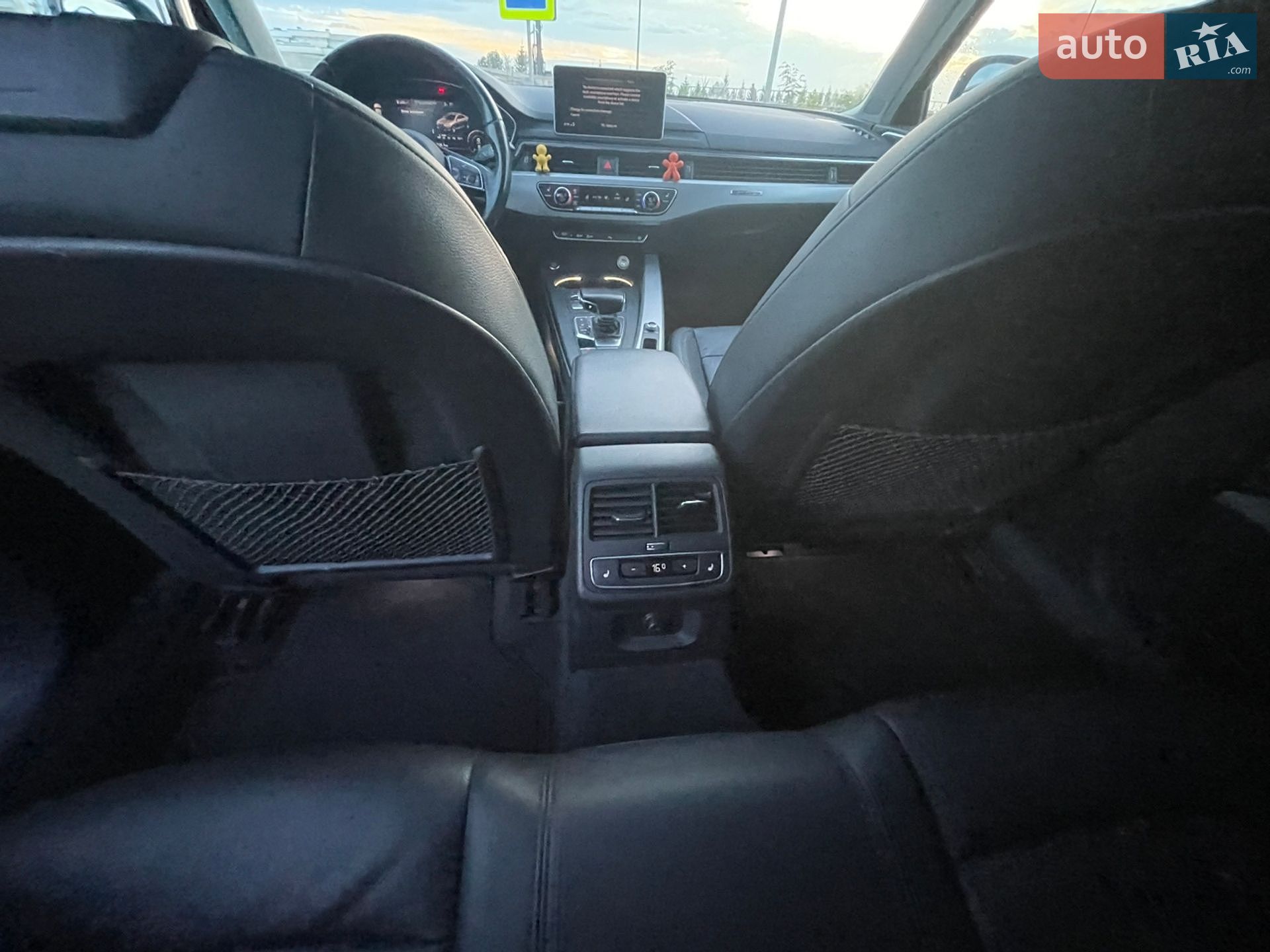 Audi A4 2016 VIN WAUENAF48HN025148 фото оголошення 22 з 30
