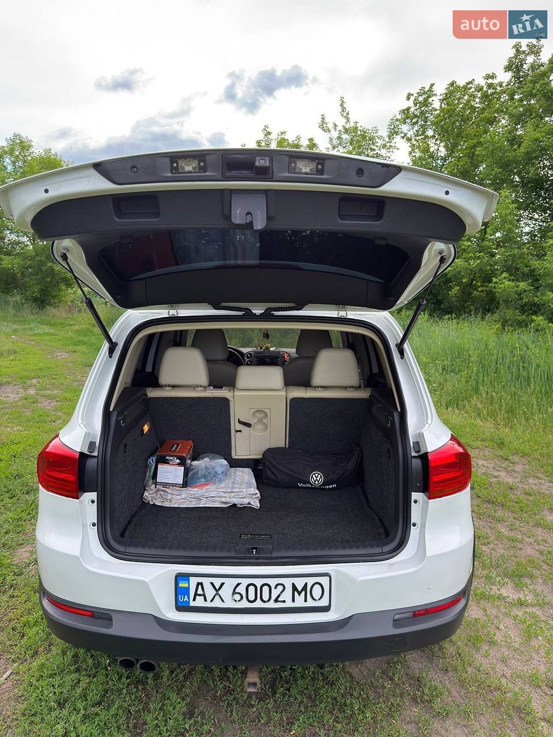 Volkswagen Tiguan 2012 VIN WVGBV3AX6DW060841 фото оголошення 16 з 17
