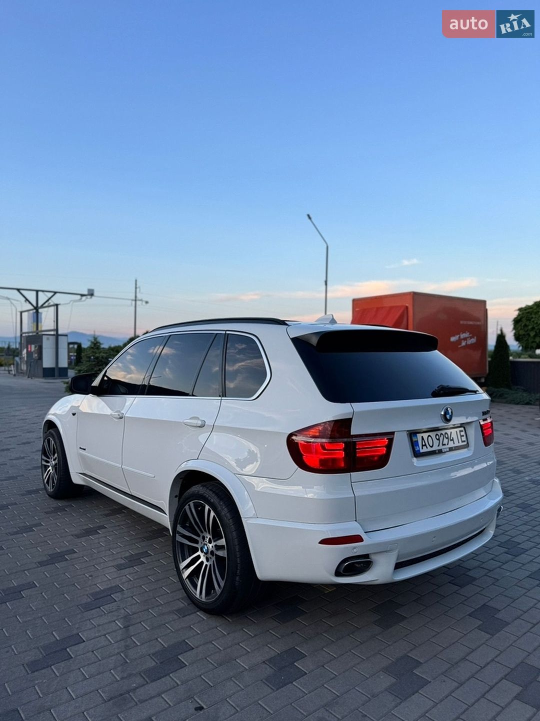 BMW X5 2012 VIN WBAZW610X0L576861 фото оголошення 4 з 20