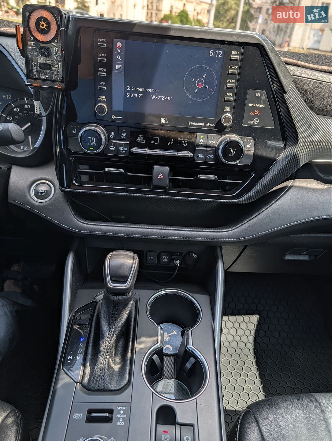Toyota Highlander 2021 VIN 5TDJZRBH0MS119686 фото оголошення 18 з 62