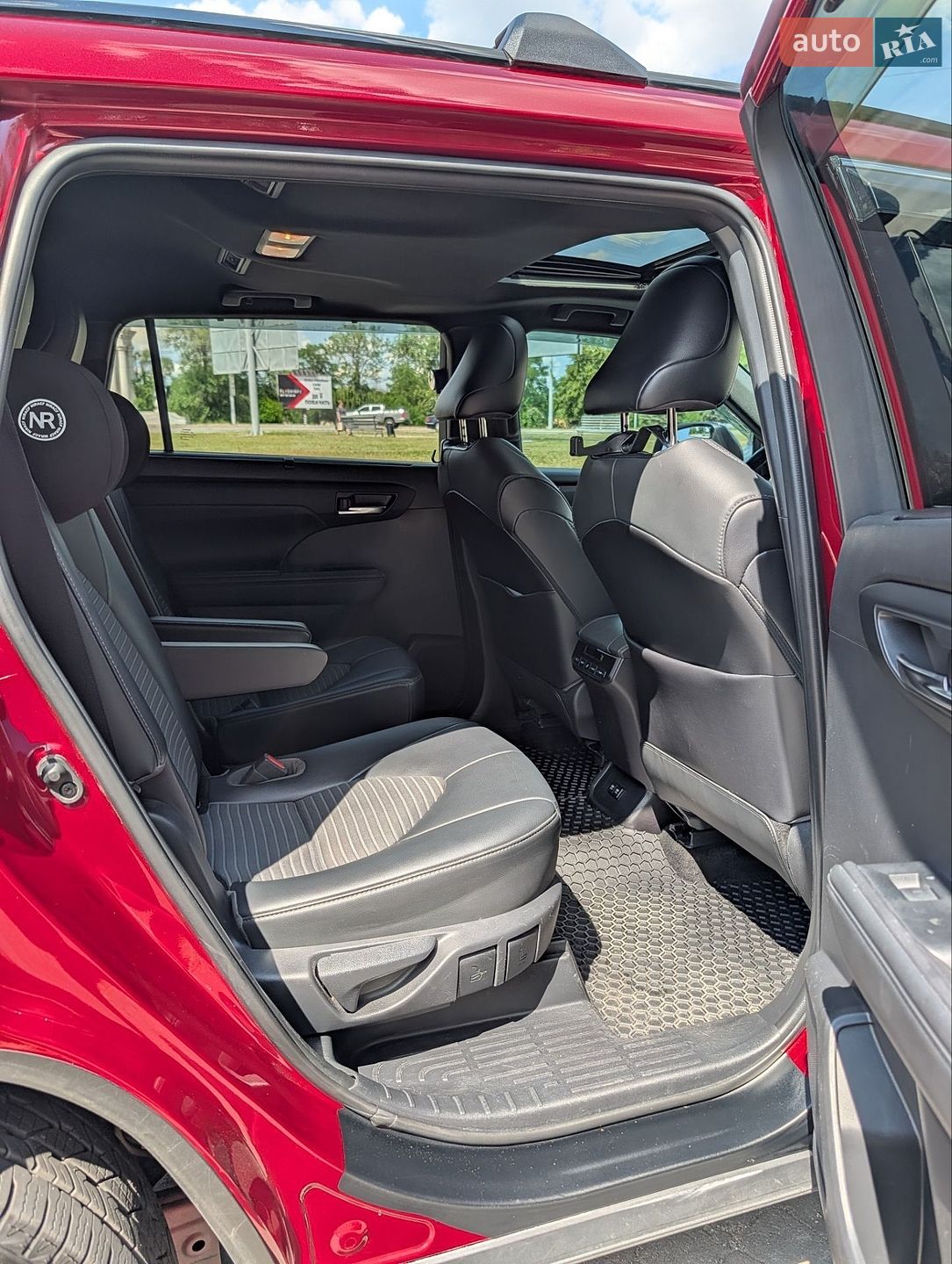 Toyota Highlander 2021 VIN 5TDJZRBH0MS119686 фото оголошення 25 з 62