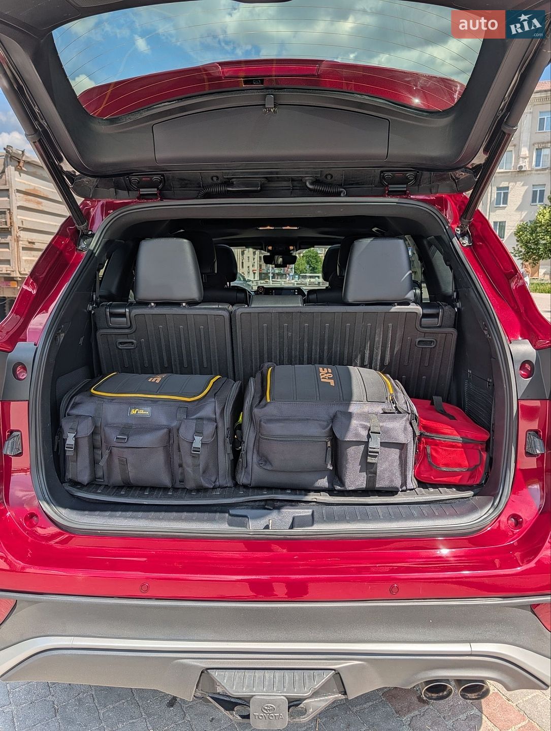 Toyota Highlander 2021 VIN 5TDJZRBH0MS119686 фото оголошення 30 з 62