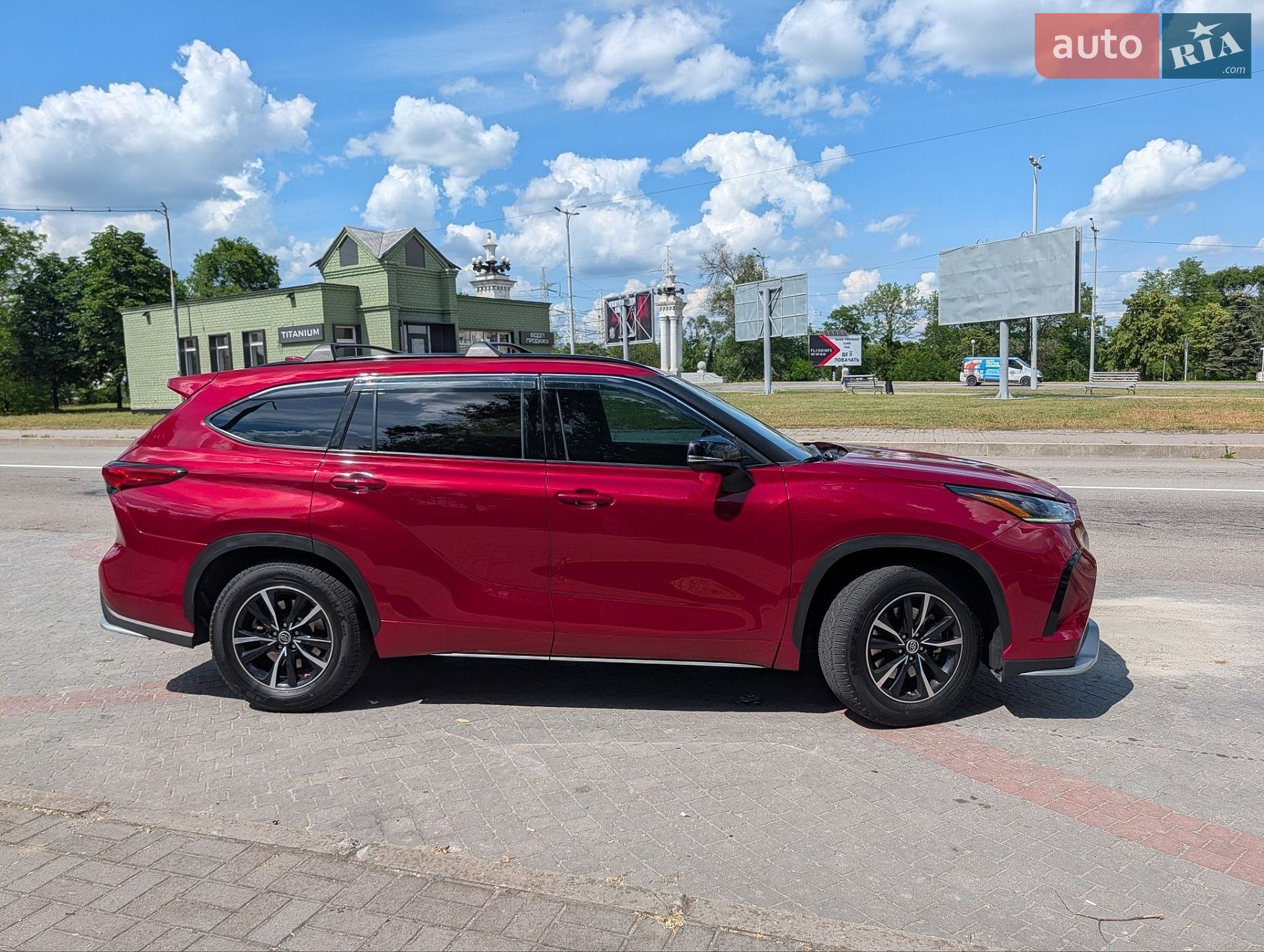Toyota Highlander 2021 VIN 5TDJZRBH0MS119686 фото оголошення 43 з 62