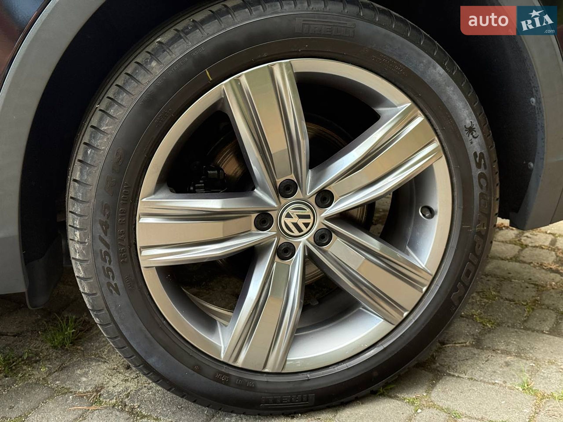 Volkswagen Tiguan Allspace 2020 VIN 3VV3B7AX4MM032014 фото оголошення 8 з 49