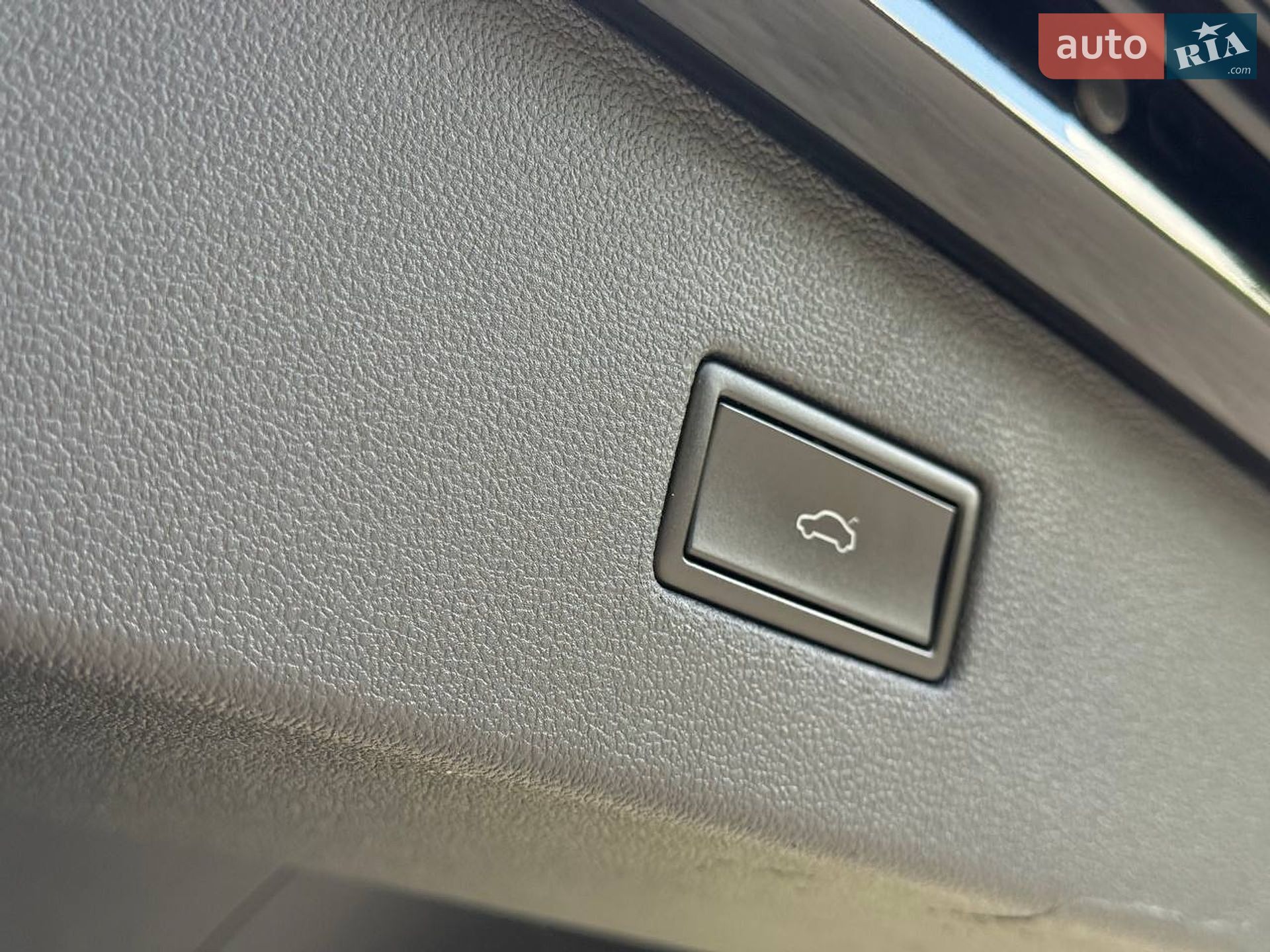 Volkswagen Tiguan Allspace 2020 VIN 3VV3B7AX4MM032014 фото оголошення 17 з 49