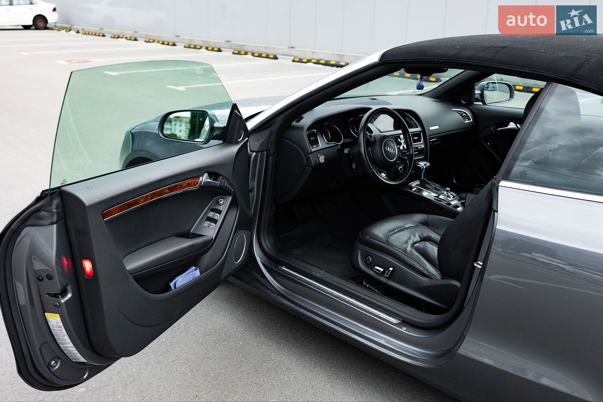 Audi A5 2012 VIN WAULFAFH1DN004725 фото оголошення 11 з 13