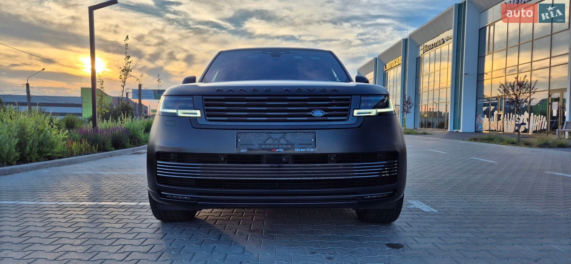 Land Rover Range Rover 2023 VIN SALKU9E77PA074911 фото оголошення 27 з 38