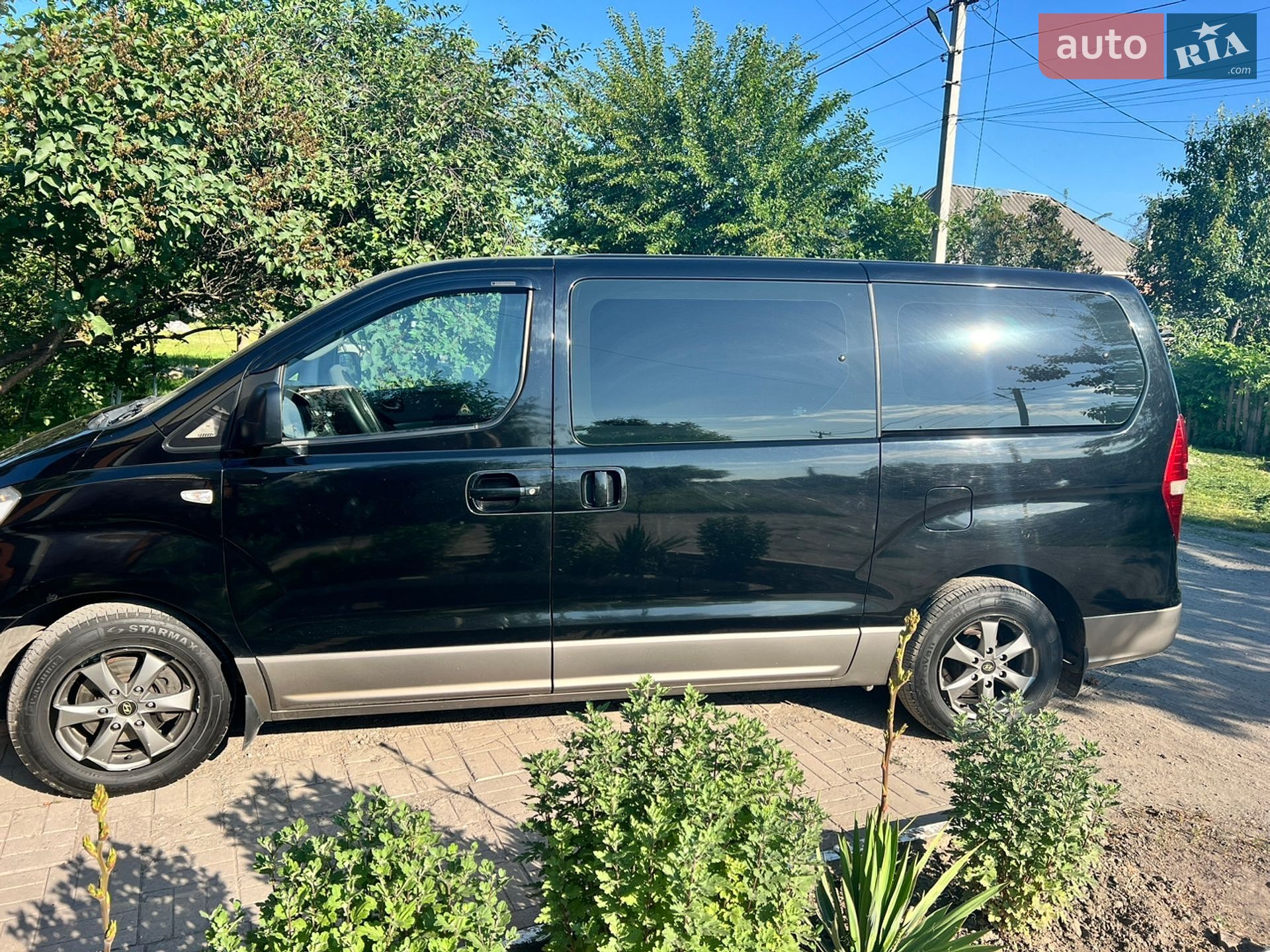 Hyundai H-1 2012 VIN KMHWH81KBCU432796 фото оголошення 21 з 22