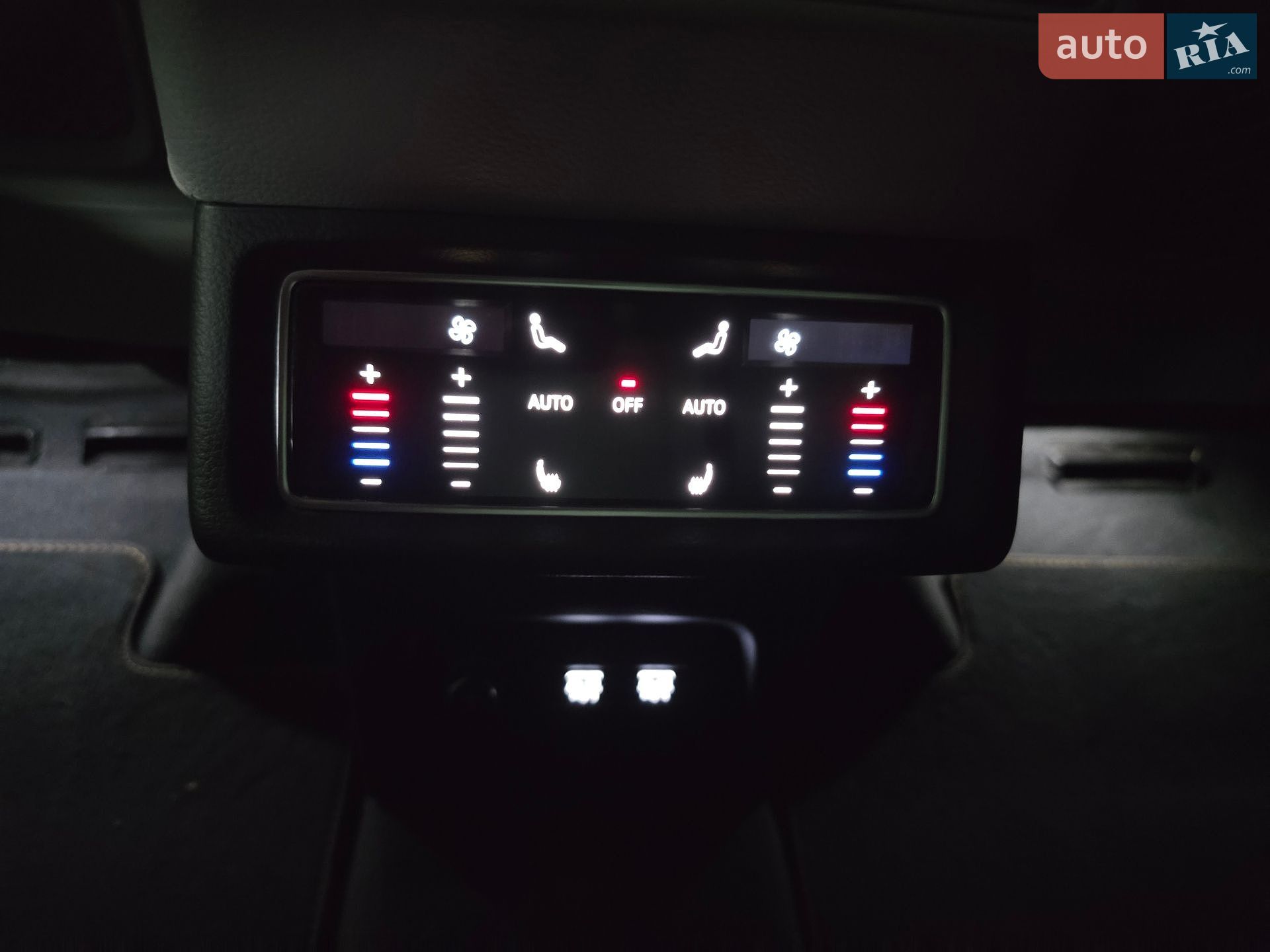 Audi e-tron 2020 VIN WAUZZZGE8LB017797 фото оголошення 30 з 45