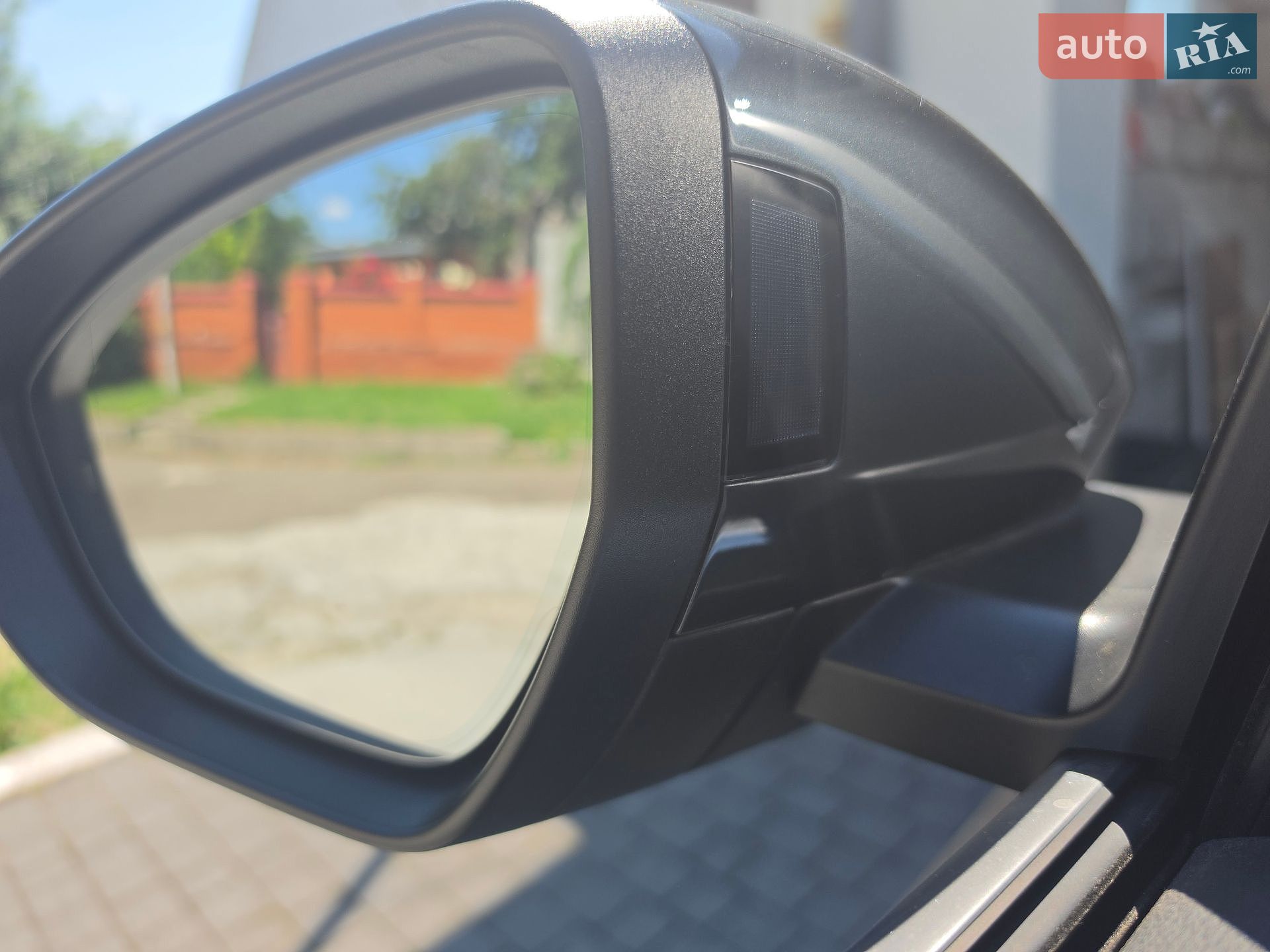 Audi e-tron 2020 VIN WAUZZZGE8LB017797 фото оголошення 44 з 45