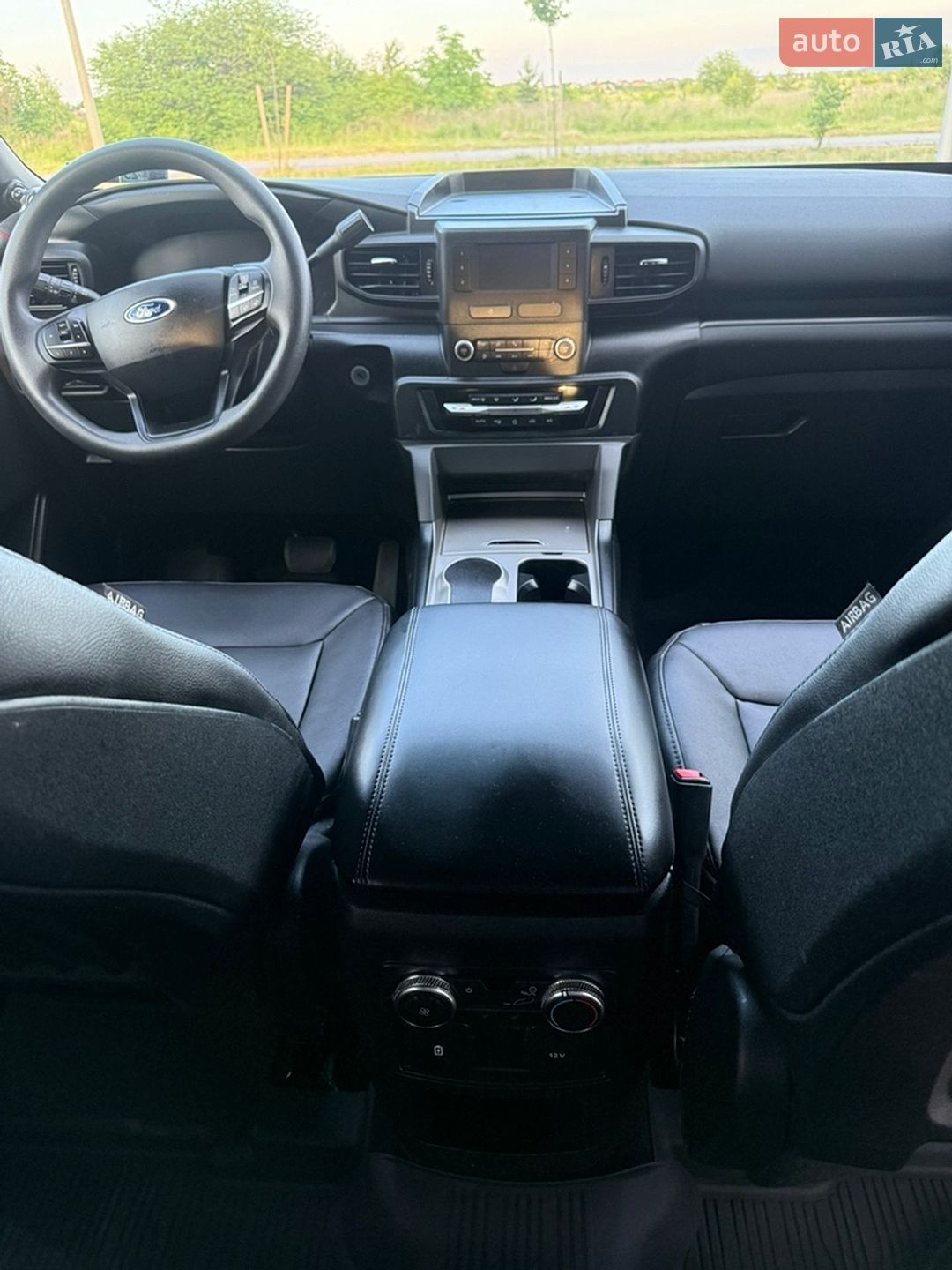 Ford Explorer 2019 VIN 1FM5K8AC8LGA03727 фото оголошення 19 з 20