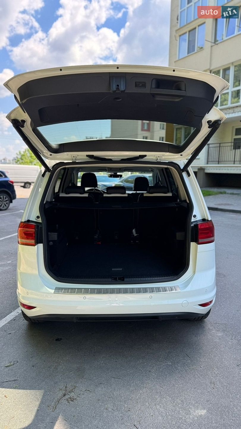 Volkswagen Touran 2019 VIN WVGZZZ1TZLW011446 фото оголошення 21 з 35