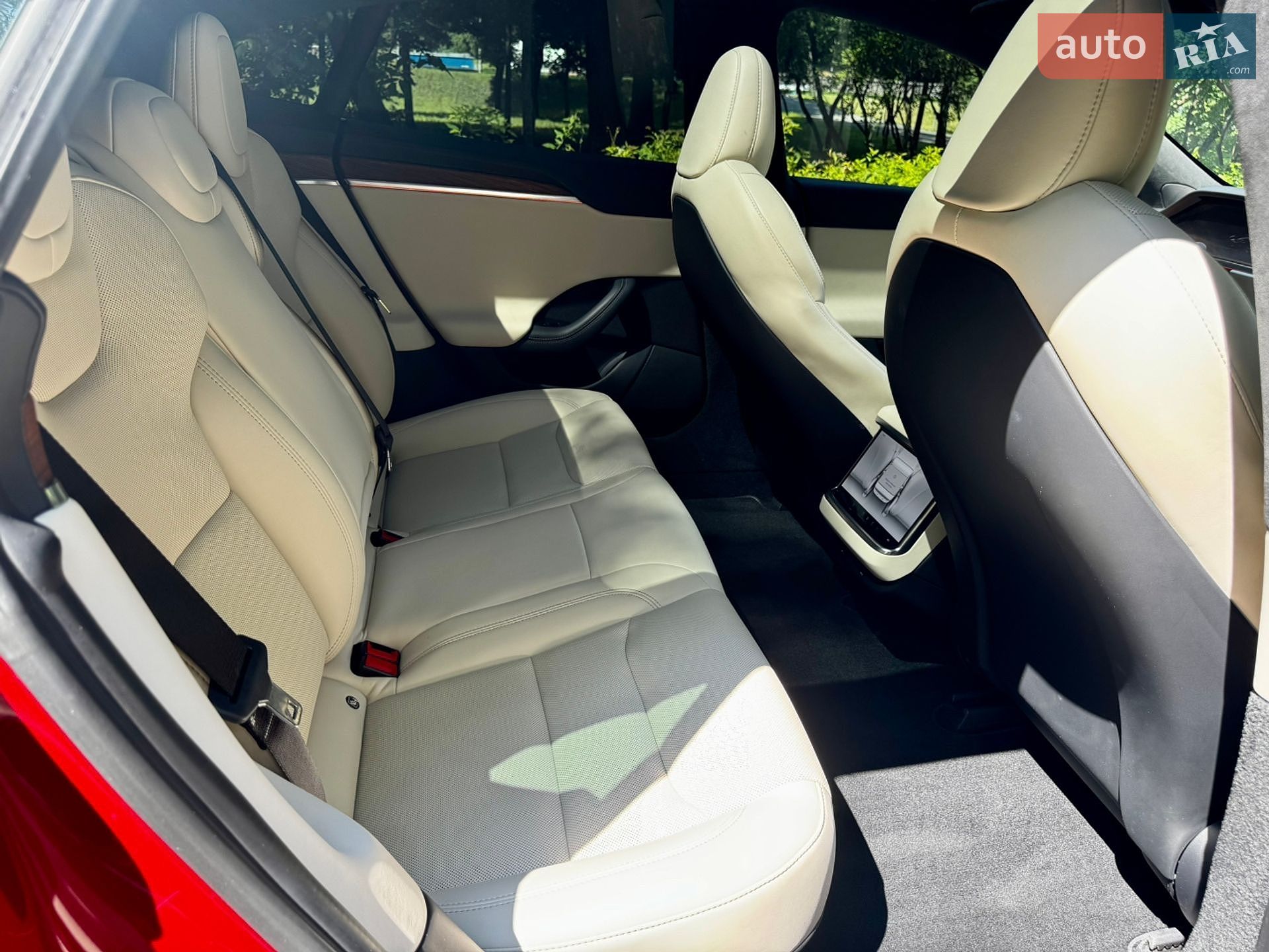 Tesla Model S 2023 VIN 5YJSA1E54PF512274 фото оголошення 17 з 28