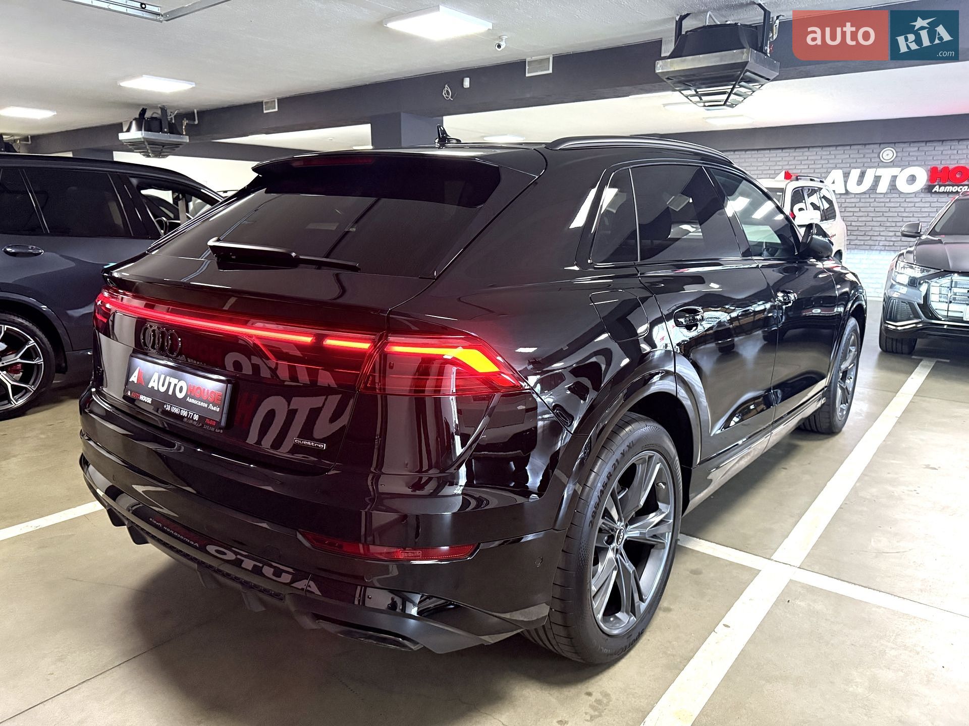 AUDI Q8 2025 VIN WAUZZZF17TD000220 фото оголошення 6 з 33