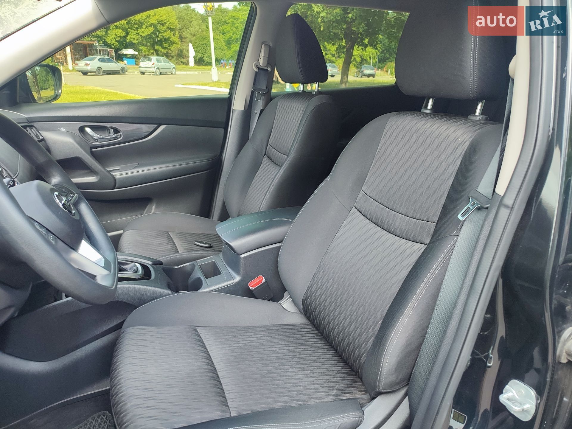 Nissan Rogue 2017 VIN KNMAT2MT8HP571217 фото оголошення 3 з 24