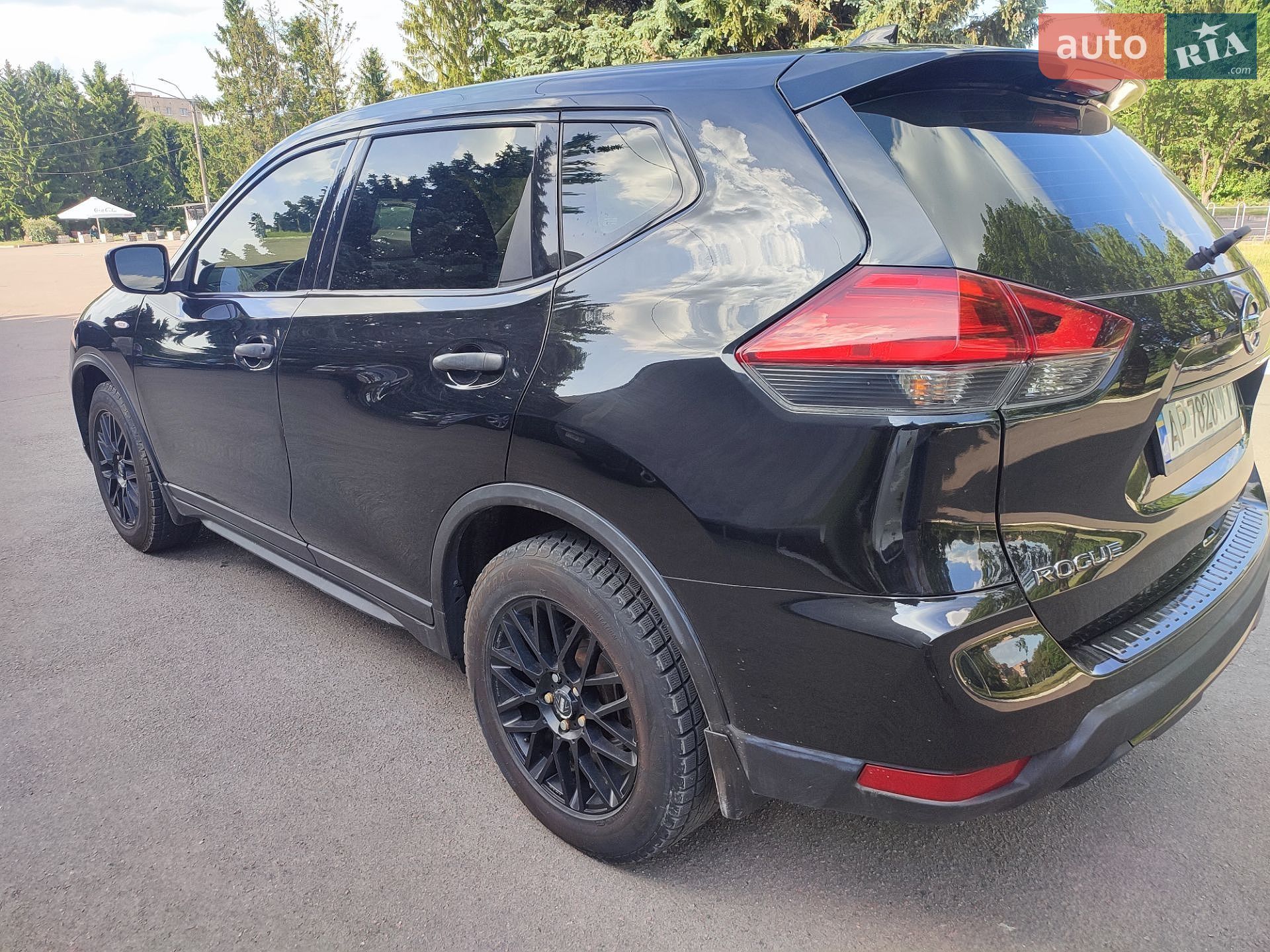 Nissan Rogue 2017 VIN KNMAT2MT8HP571217 фото оголошення 5 з 24