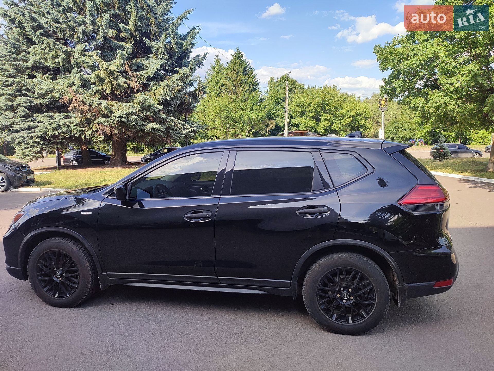 Nissan Rogue 2017 VIN KNMAT2MT8HP571217 фото оголошення 7 з 24