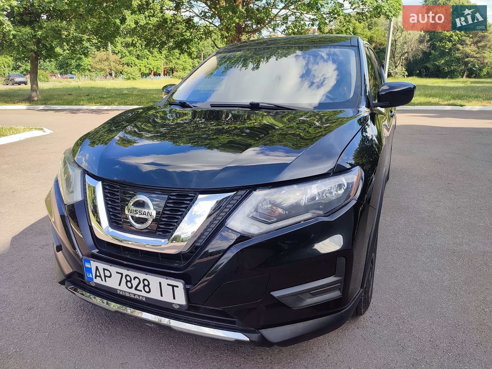 Nissan Rogue 2017 VIN KNMAT2MT8HP571217 фото оголошення 8 з 24