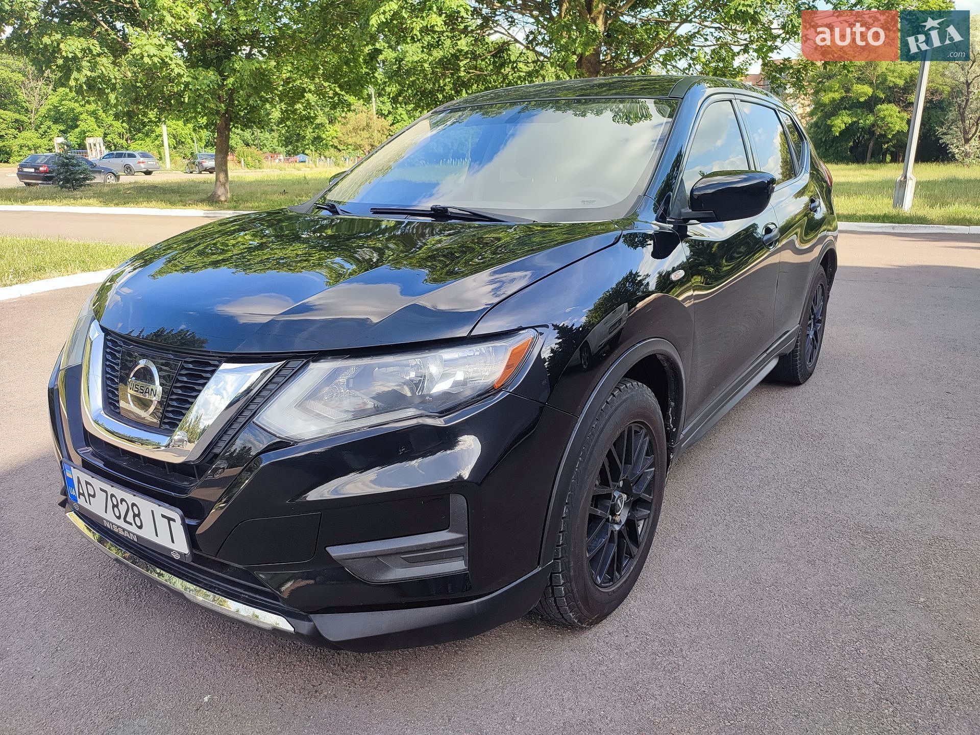 Nissan Rogue 2017 VIN KNMAT2MT8HP571217 фото оголошення 9 з 24