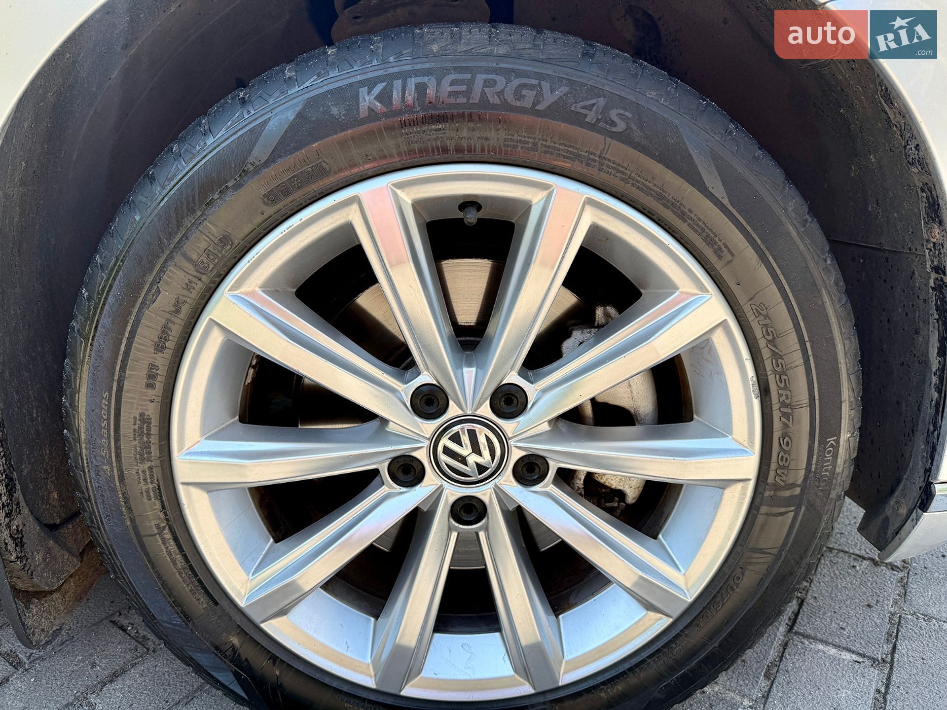 Volkswagen Passat 2015 VIN WVWZZZ3CZFE461538 фото оголошення 14 з 35
