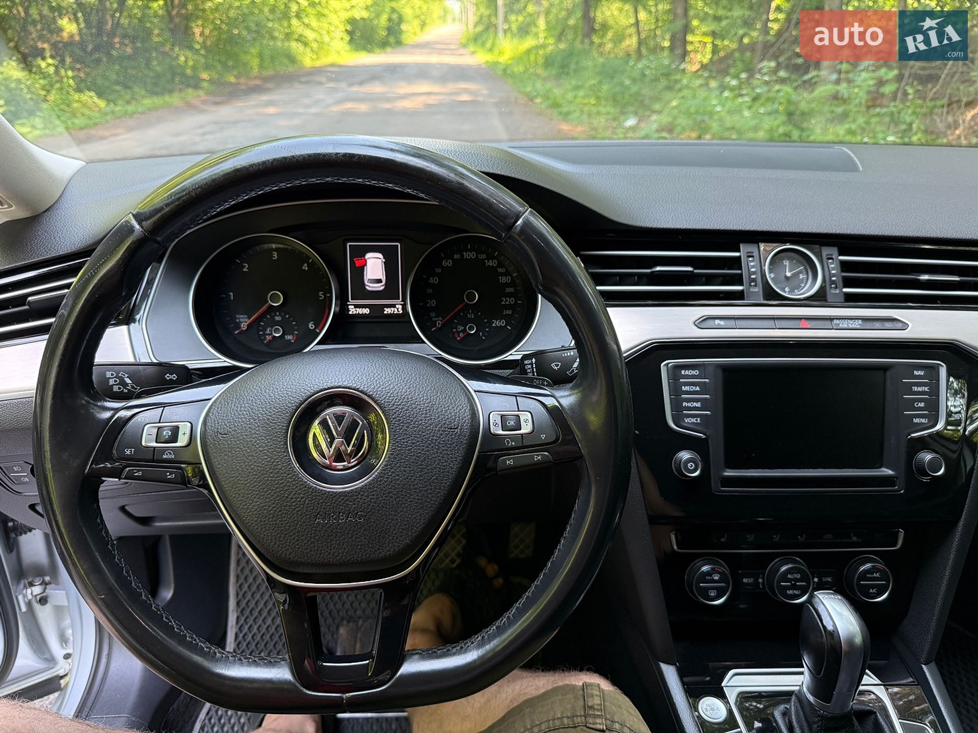 Volkswagen Passat 2015 VIN WVWZZZ3CZFE461538 фото оголошення 24 з 35
