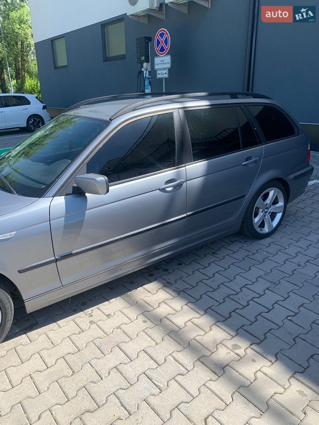 BMW 3 Series 2005 VIN WBAEX31070PP65048 фото оголошення 2 з 21