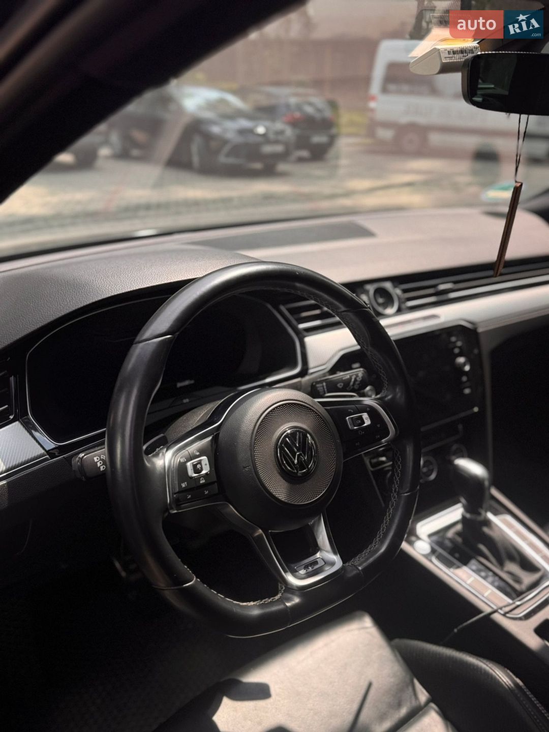 Volkswagen Passat 2018 VIN WVWZZZ3CZJE216913 фото оголошення 4 з 21