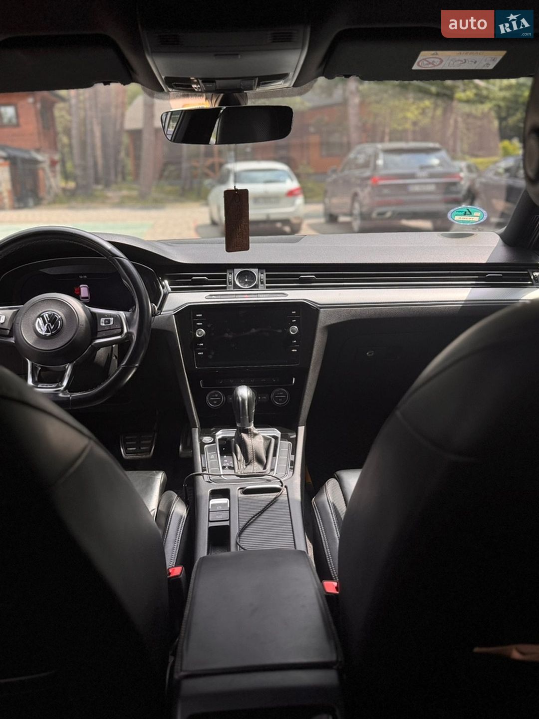 Volkswagen Passat 2018 VIN WVWZZZ3CZJE216913 фото оголошення 11 з 21