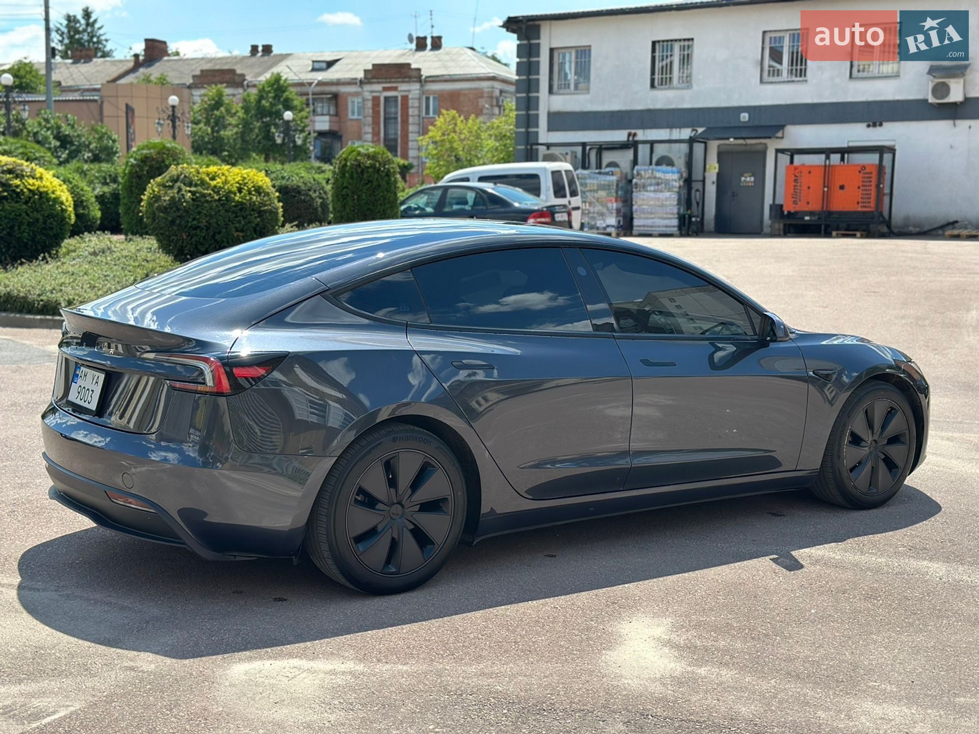 Tesla Model 3 2024 VIN 5YJ3E1EA8RF726287 фото оголошення 5 з 18