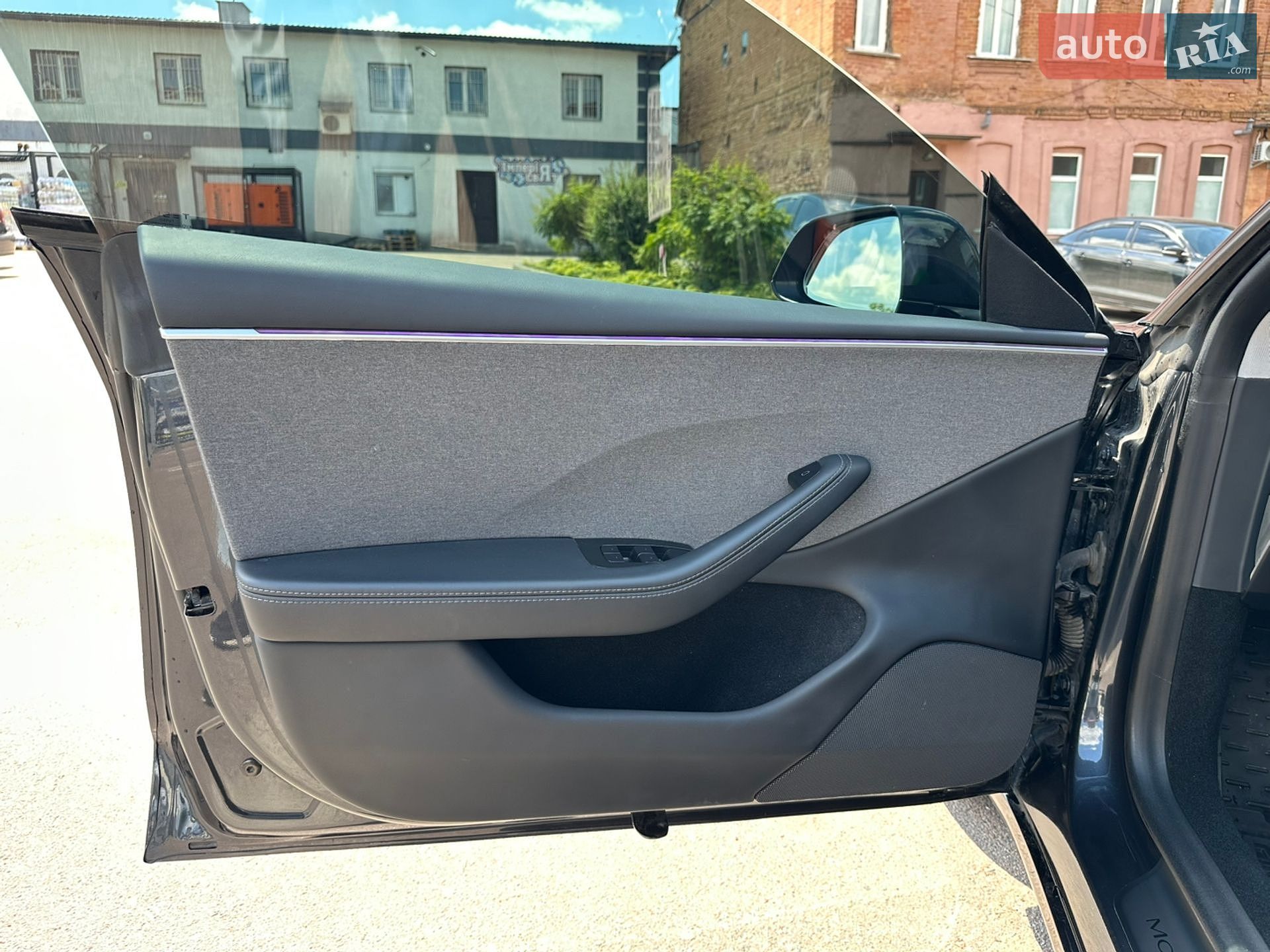 Tesla Model 3 2024 VIN 5YJ3E1EA8RF726287 фото оголошення 8 з 18