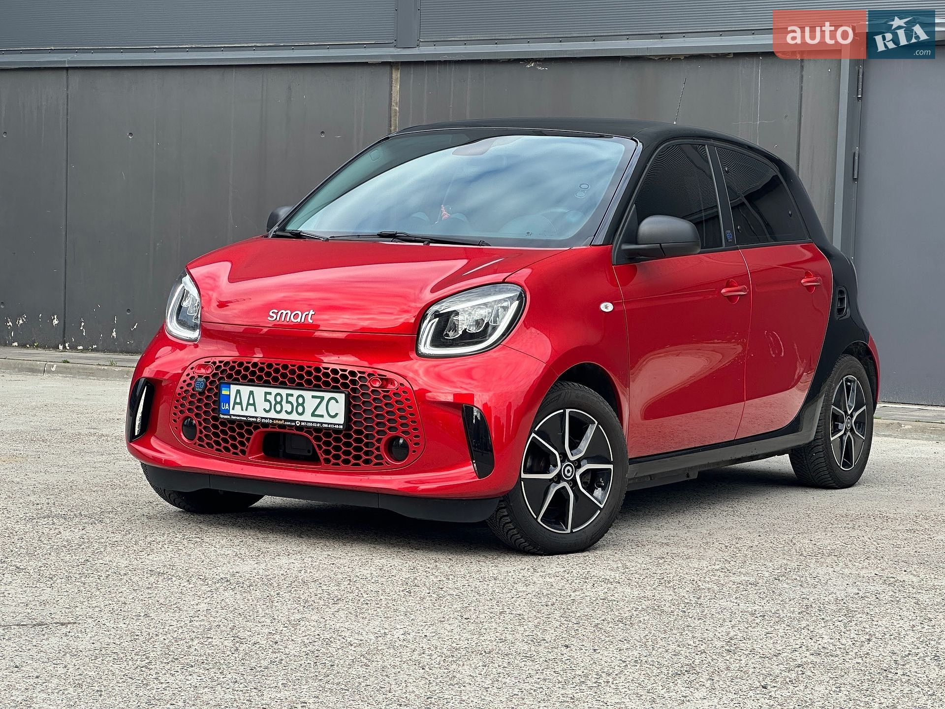 Smart EQ Forfour 2021 VIN W1A4530911Y253867 фото оголошення 2 з 29