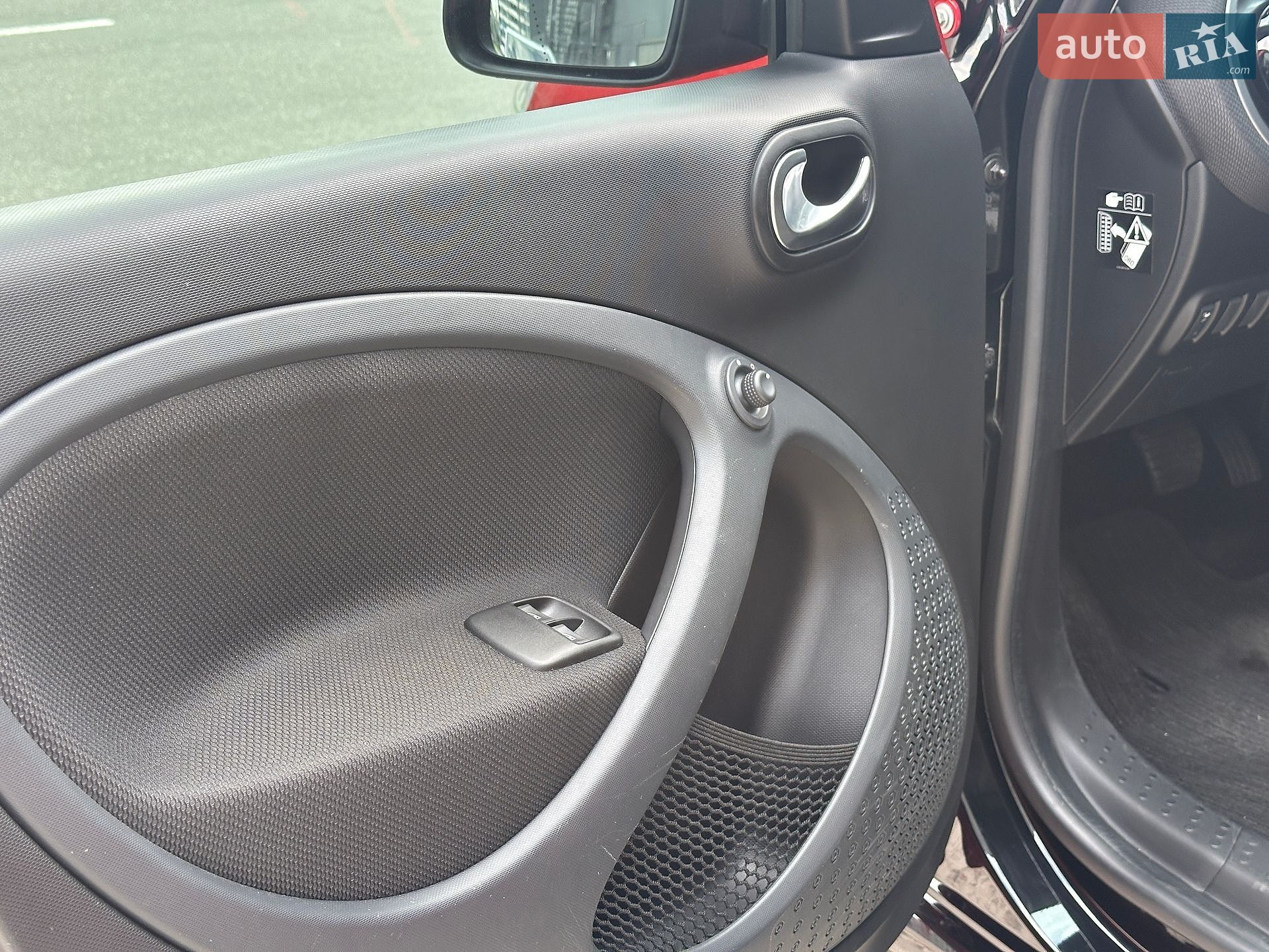 Smart EQ Forfour 2021 VIN W1A4530911Y253867 фото оголошення 23 з 29