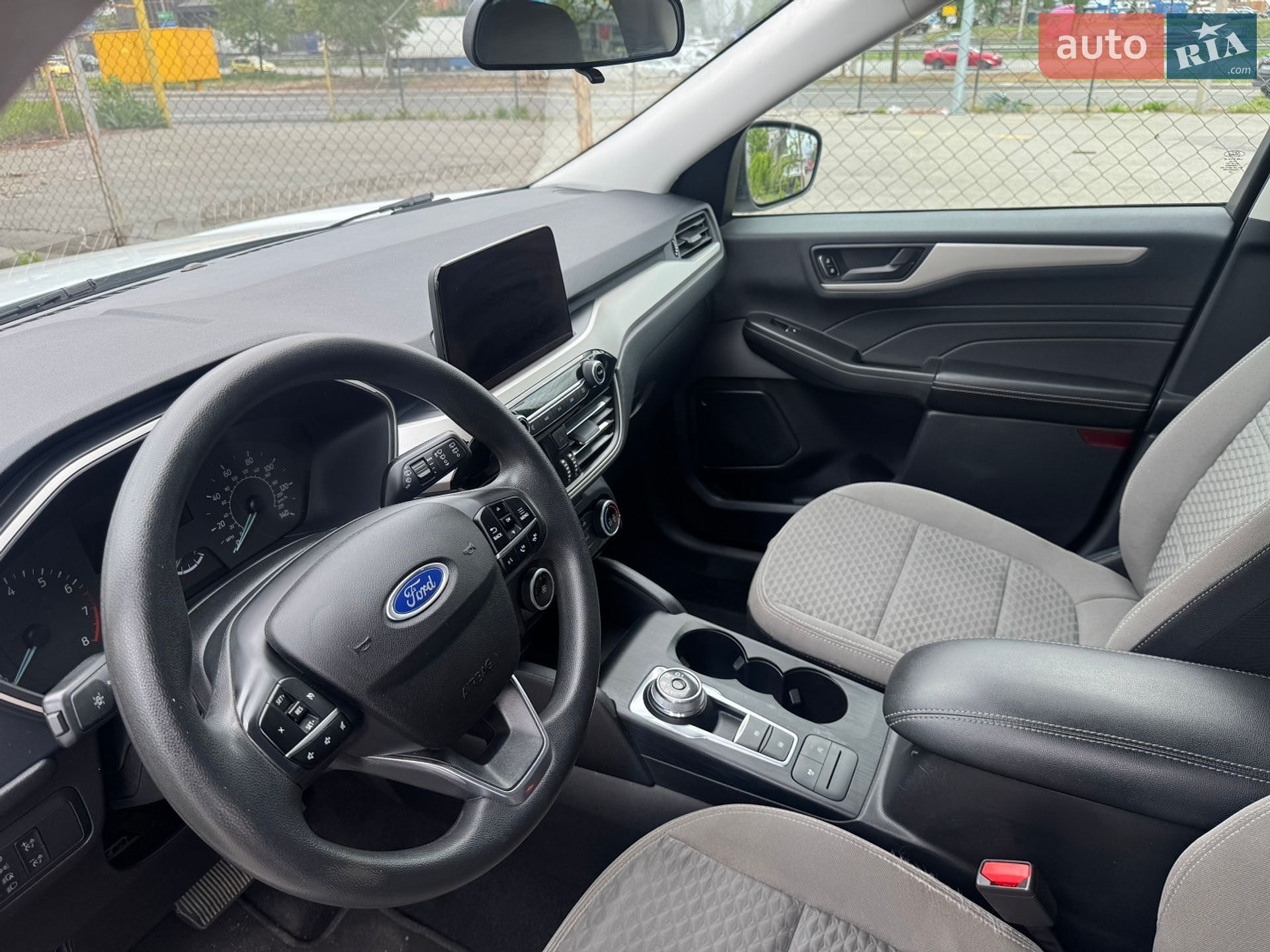 Ford Escape 2022 VIN 1FMCU9G62NUB16392 фото оголошення 14 з 28