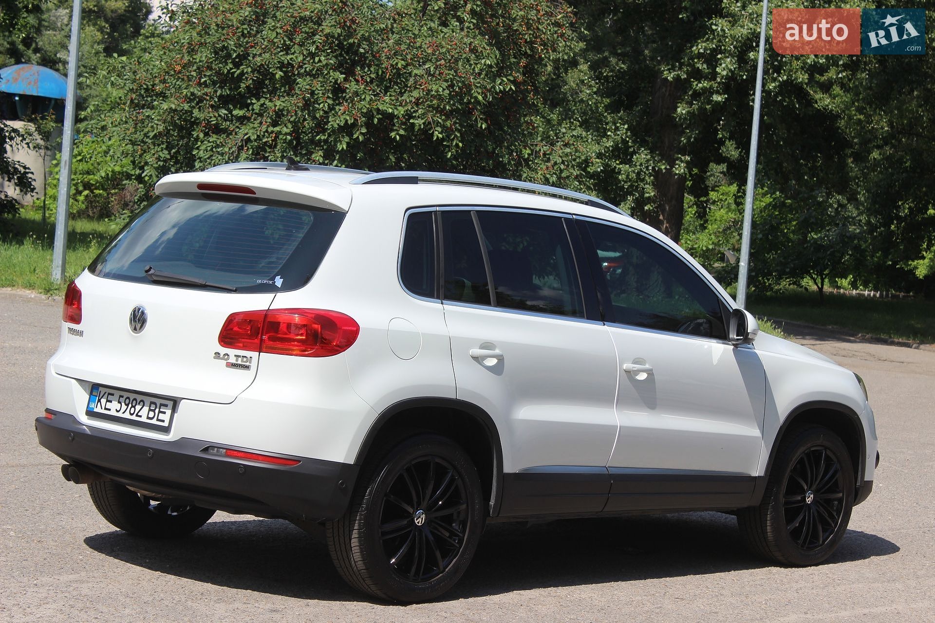 Volkswagen Tiguan 2015 VIN WVGZZZ5NZGW037374 фото оголошення 10 з 58