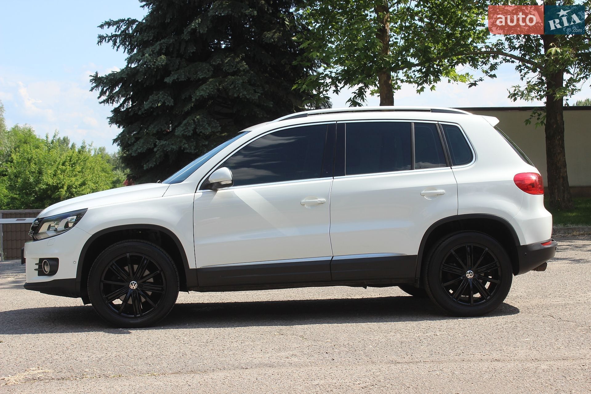 Volkswagen Tiguan 2015 VIN WVGZZZ5NZGW037374 фото оголошення 13 з 58