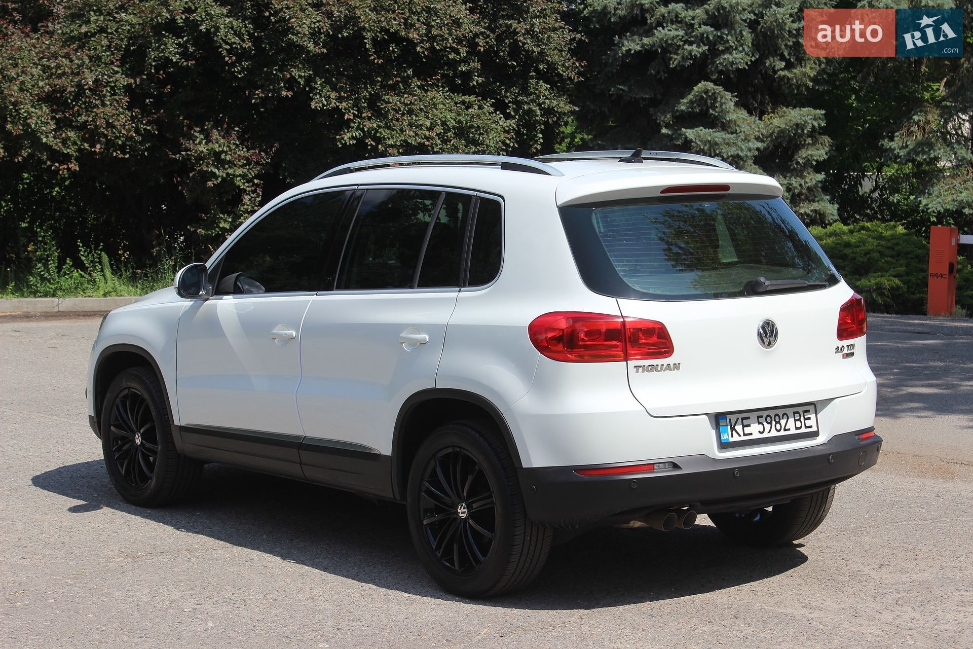 Volkswagen Tiguan 2015 VIN WVGZZZ5NZGW037374 фото оголошення 12 з 58
