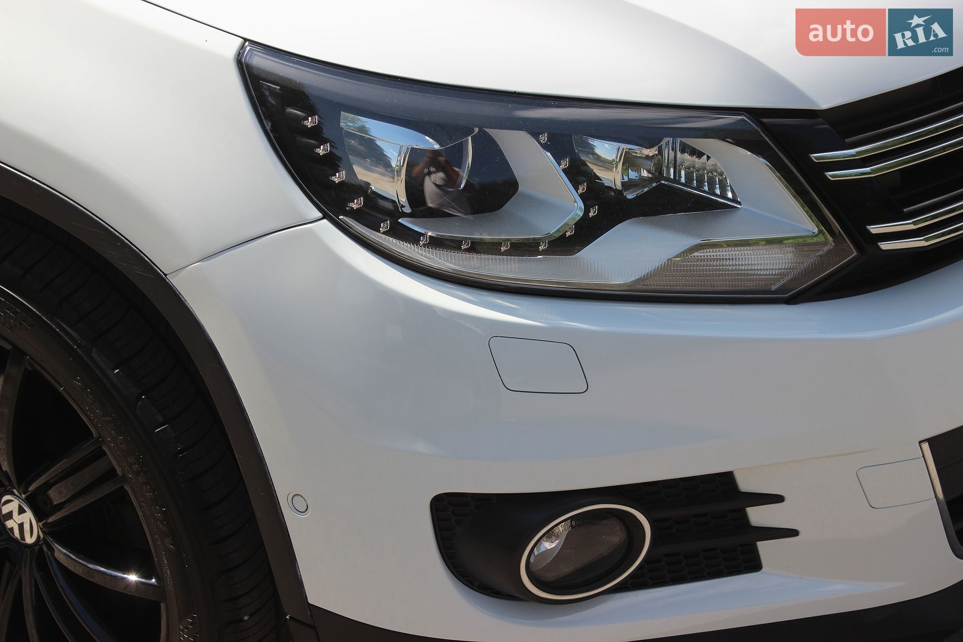 Volkswagen Tiguan 2015 VIN WVGZZZ5NZGW037374 фото оголошення 16 з 58
