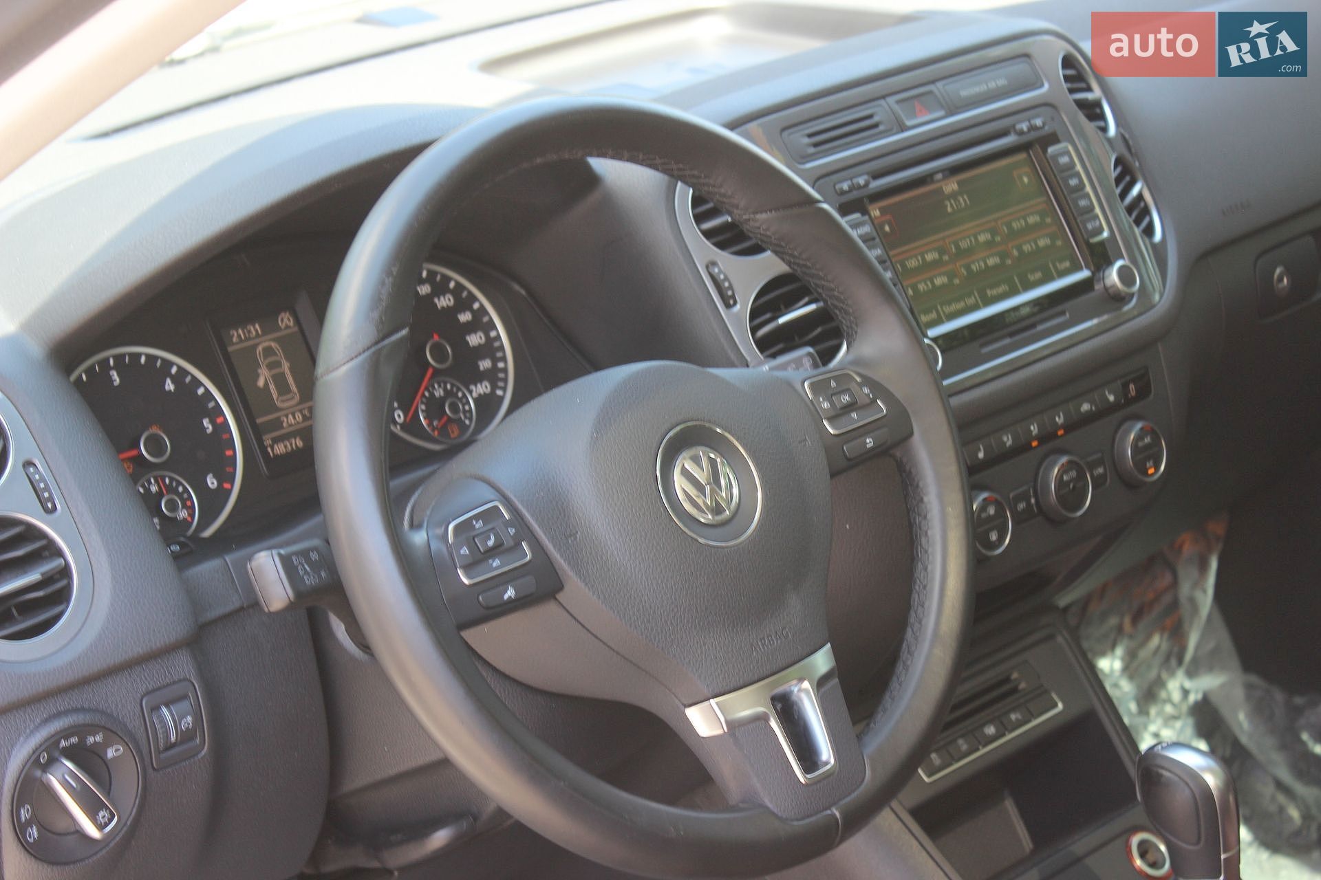 Volkswagen Tiguan 2015 VIN WVGZZZ5NZGW037374 фото оголошення 29 з 58