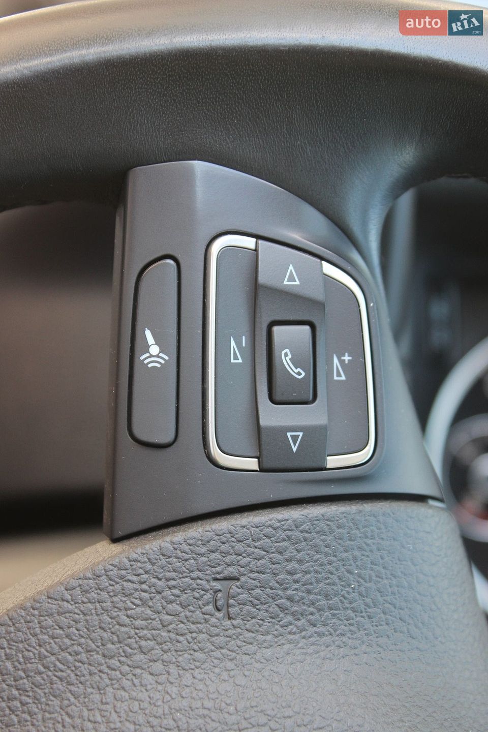 Volkswagen Tiguan 2015 VIN WVGZZZ5NZGW037374 фото оголошення 45 з 58