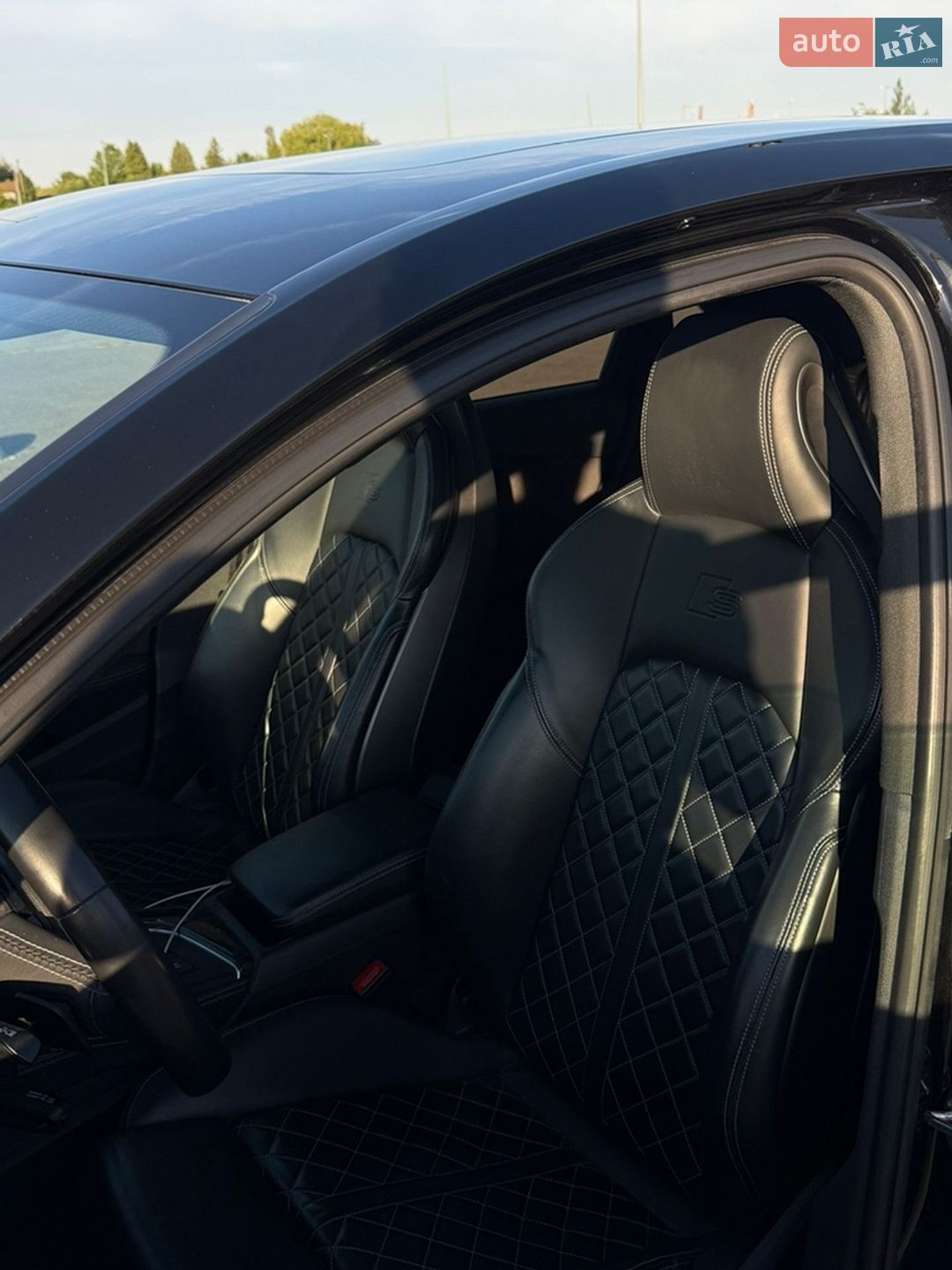 Audi S4 2019 VIN WAUB4AF41KA044595 фото оголошення 12 з 16