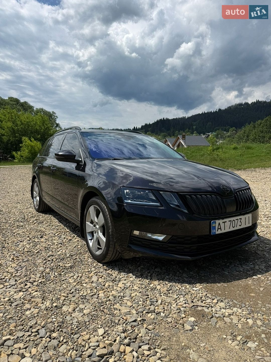 Skoda Octavia 2018 VIN TMBJJ7NE4J0228003 фото оголошення 2 з 10