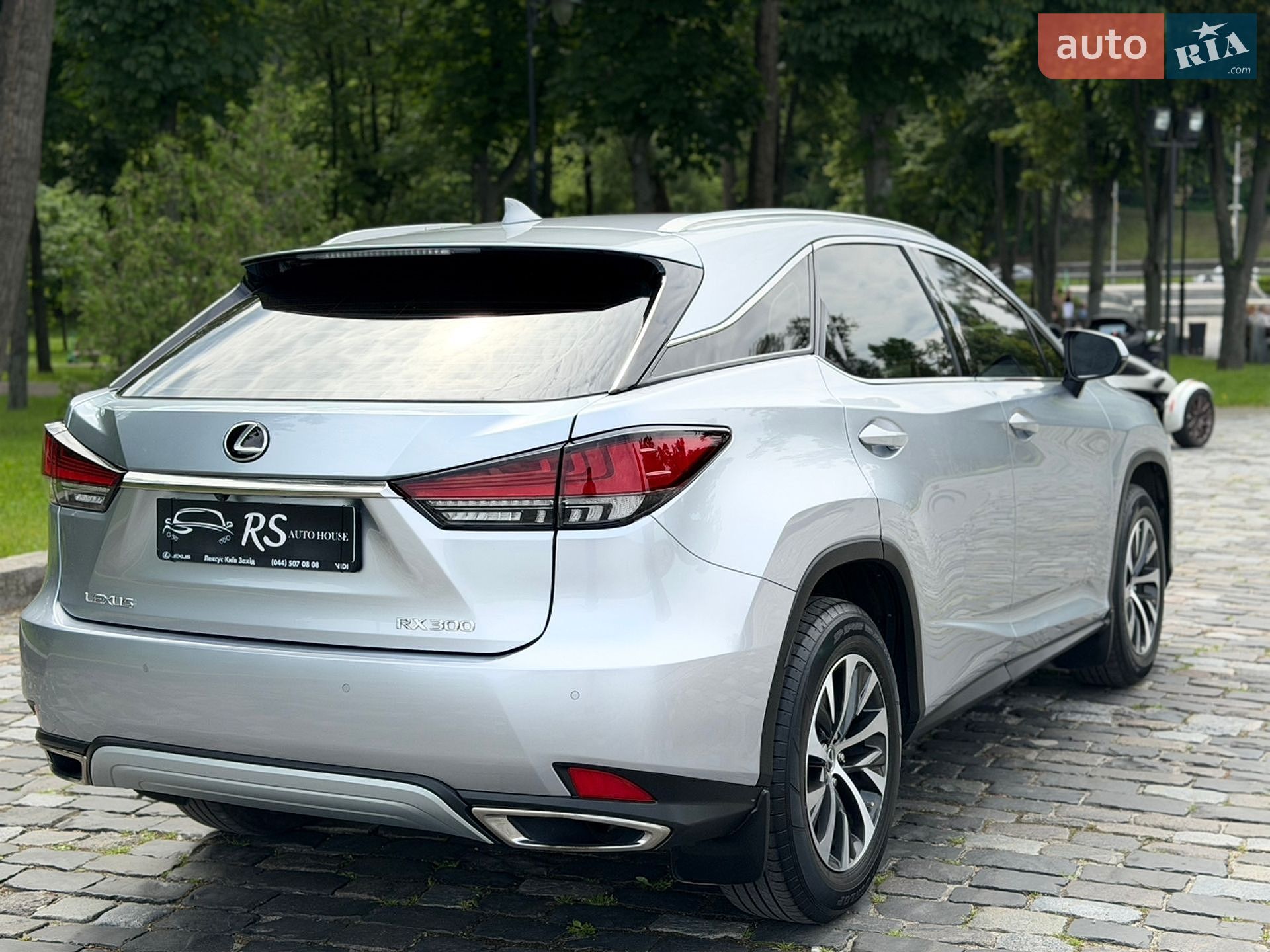 Lexus RX 2022 VIN JTJBAMCA002177070 фото оголошення 14 з 43
