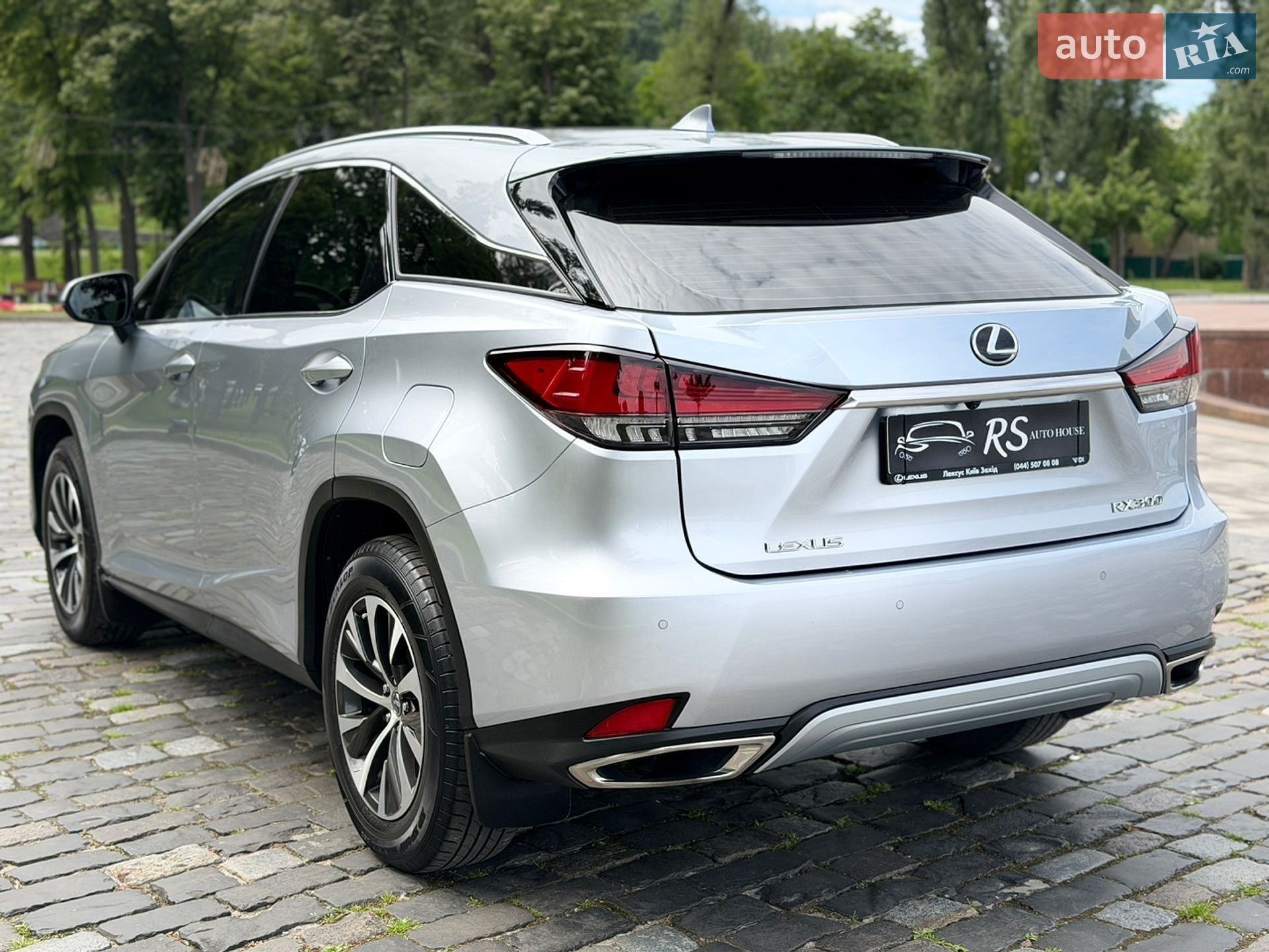 Lexus RX 2022 VIN JTJBAMCA002177070 фото оголошення 15 з 43