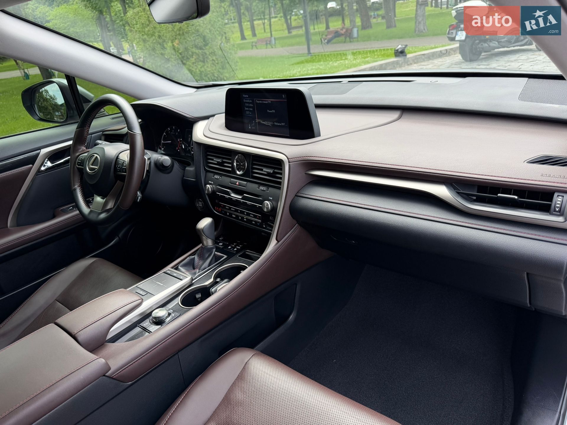 Lexus RX 2022 VIN JTJBAMCA002177070 фото оголошення 36 з 43