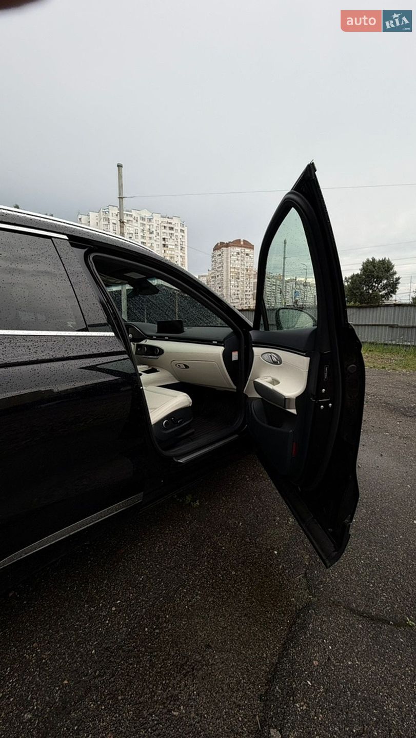 Genesis GV70 EV 2024 VIN 5NMMCET12RH003344 фото оголошення 3 з 31