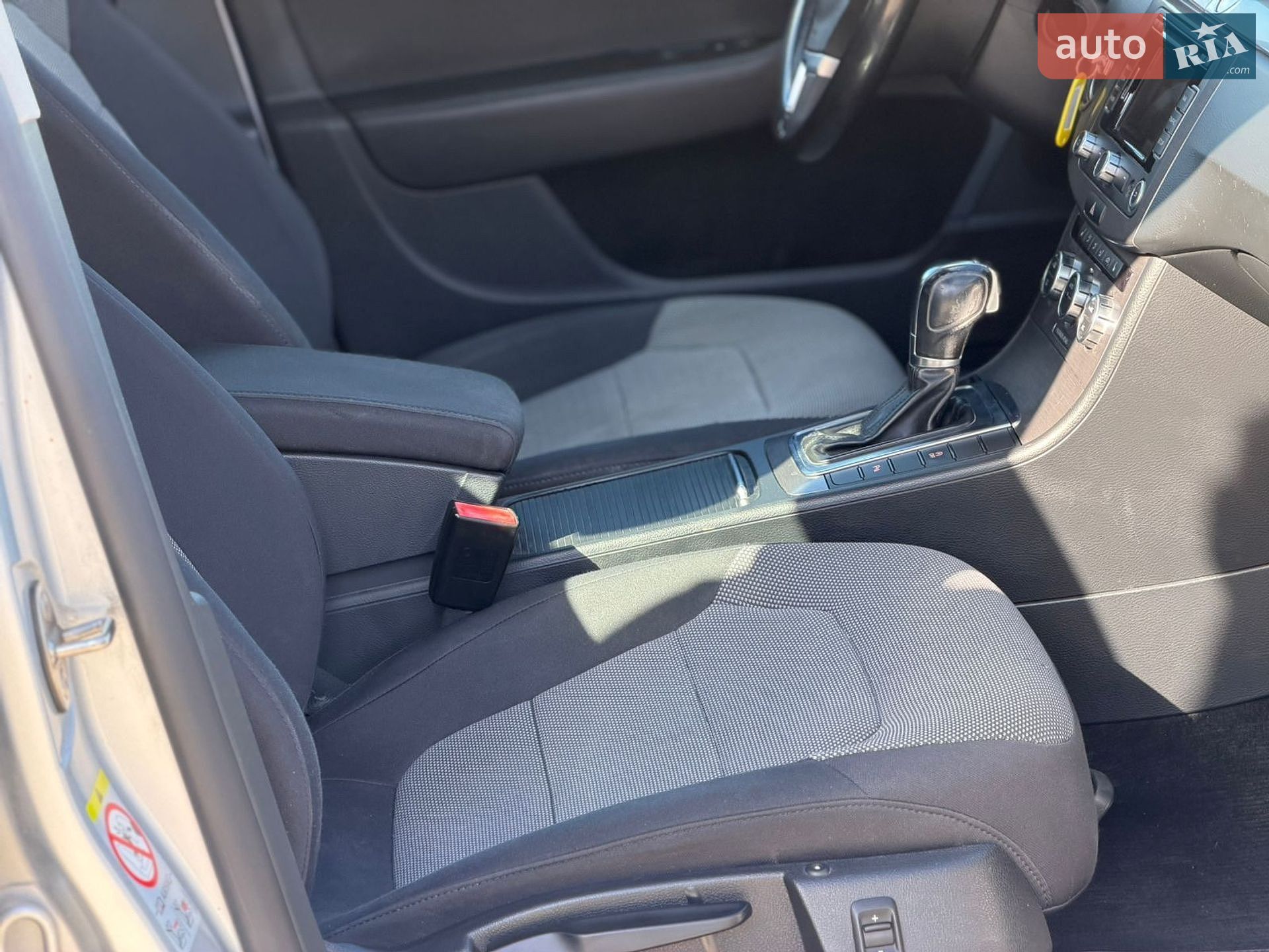 Volkswagen Passat 2012 VIN WVWZZZ3CZDE036680 фото оголошення 32 з 58